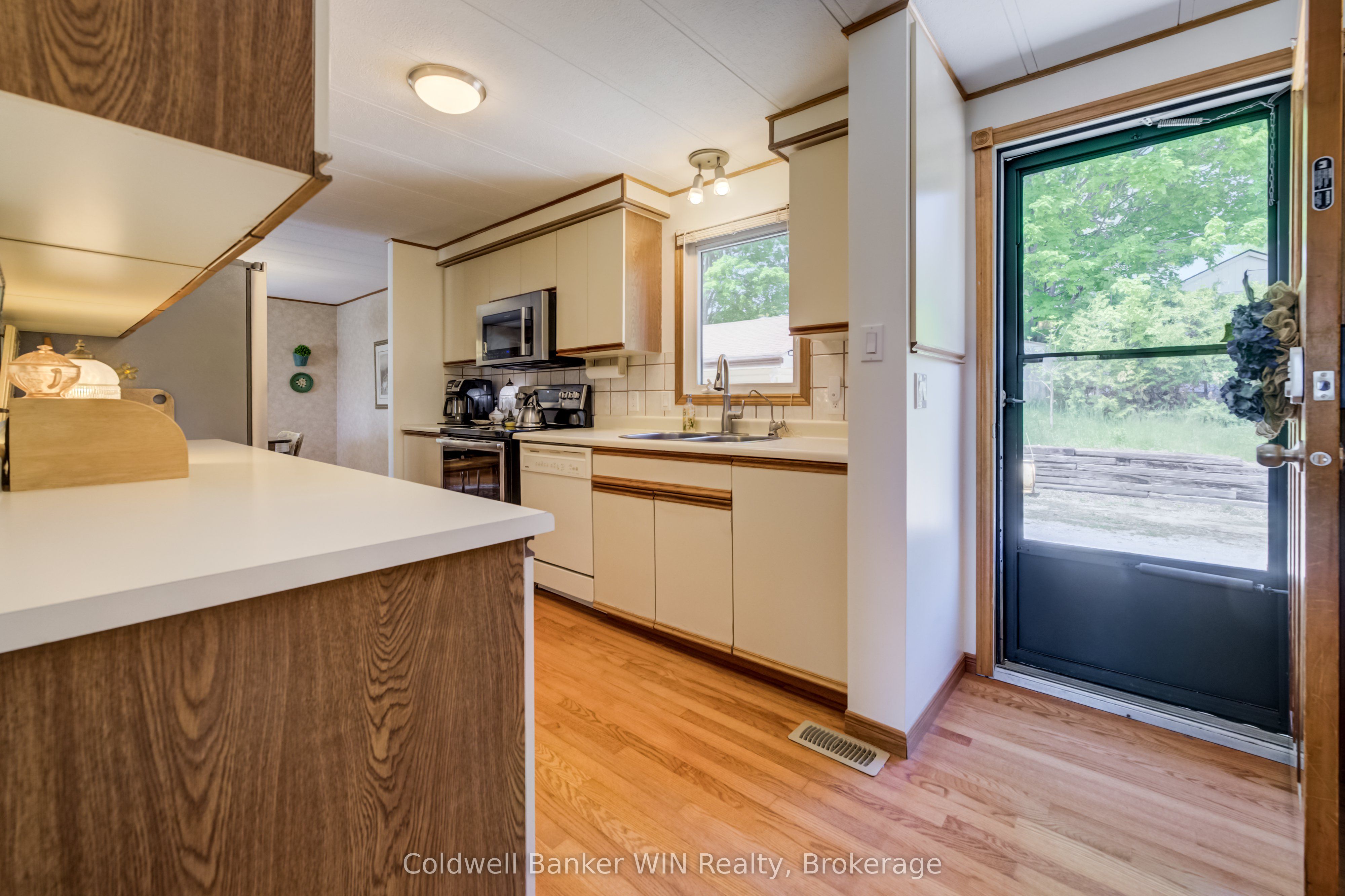 9 Cardinal Street Property Photo 13