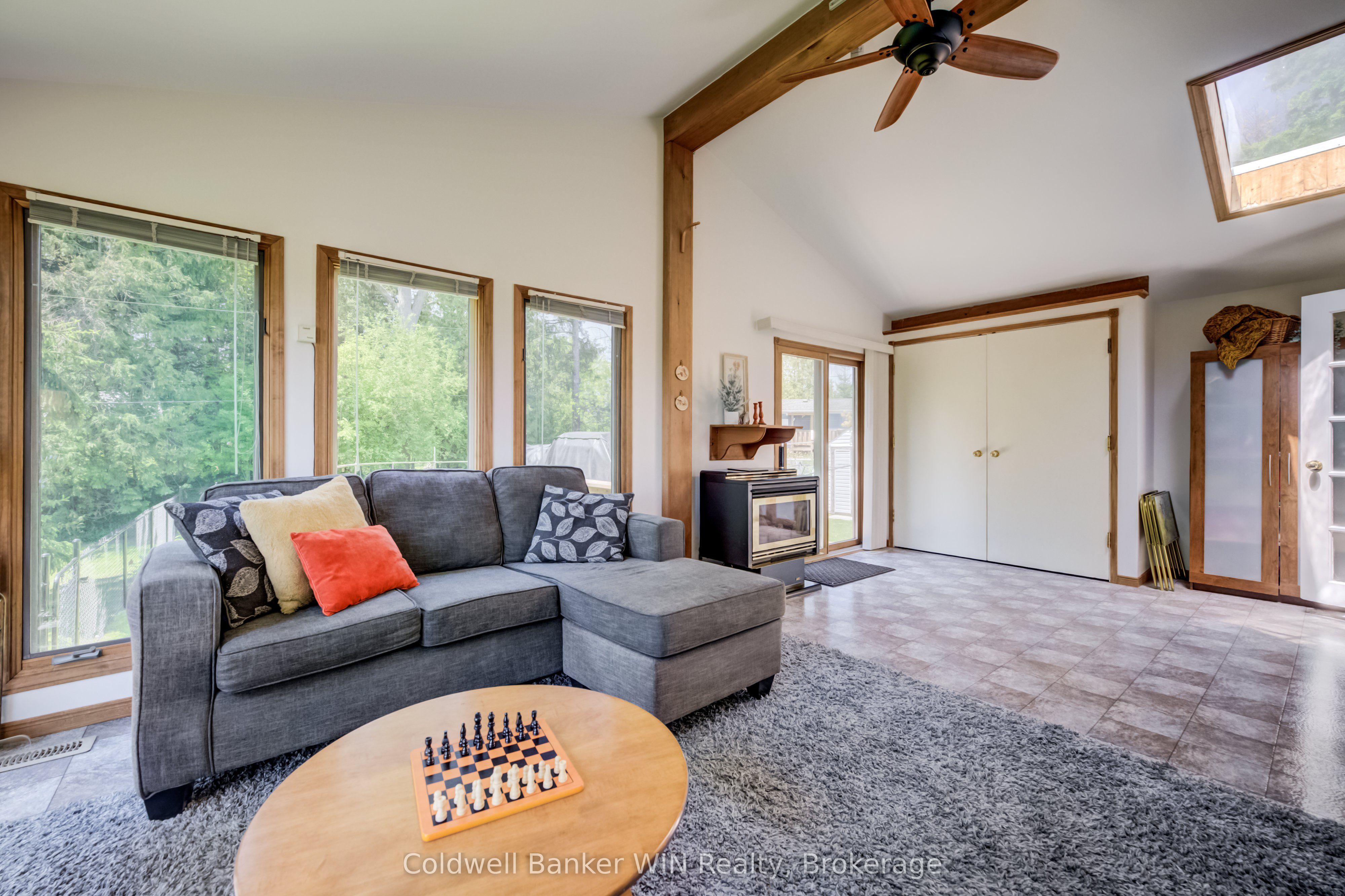 9 Cardinal Street Property Photo 16