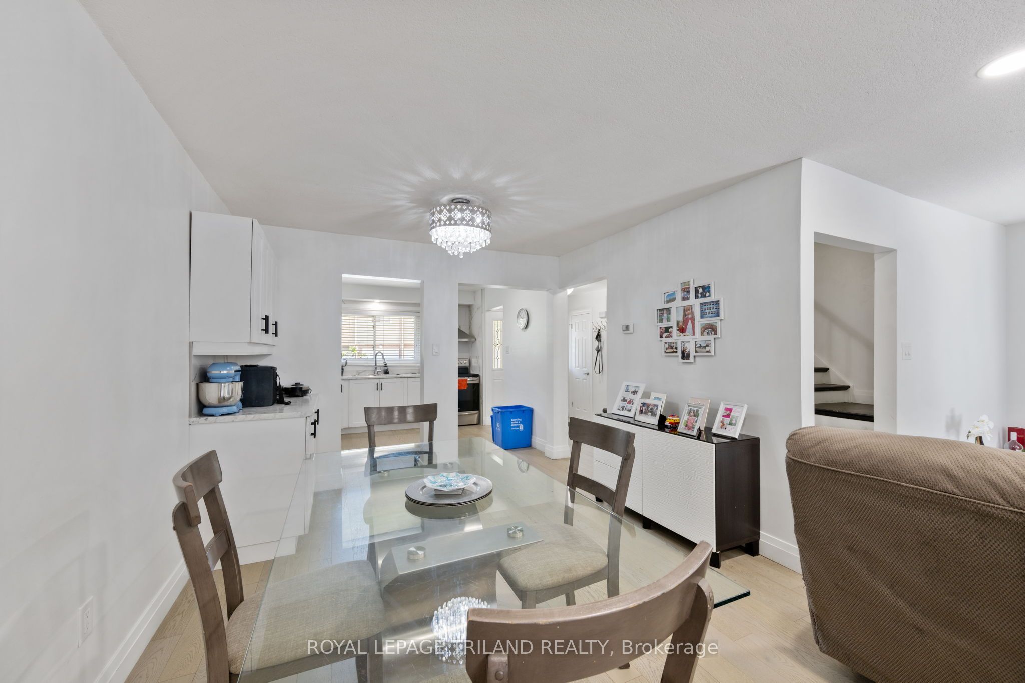 711 Osgoode Drive 43 Property Photo 16