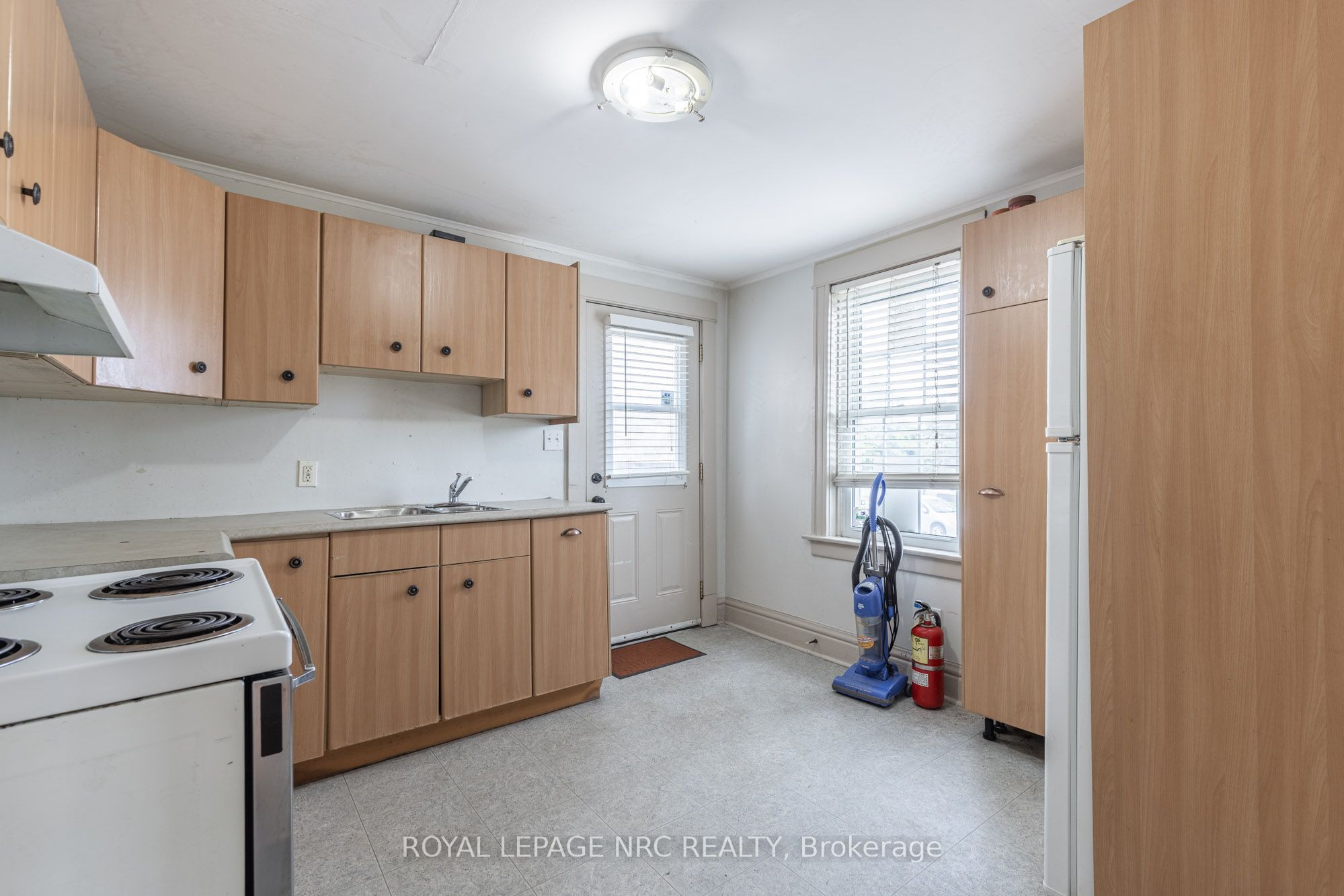 44 Carlisle Street Property Photo 13