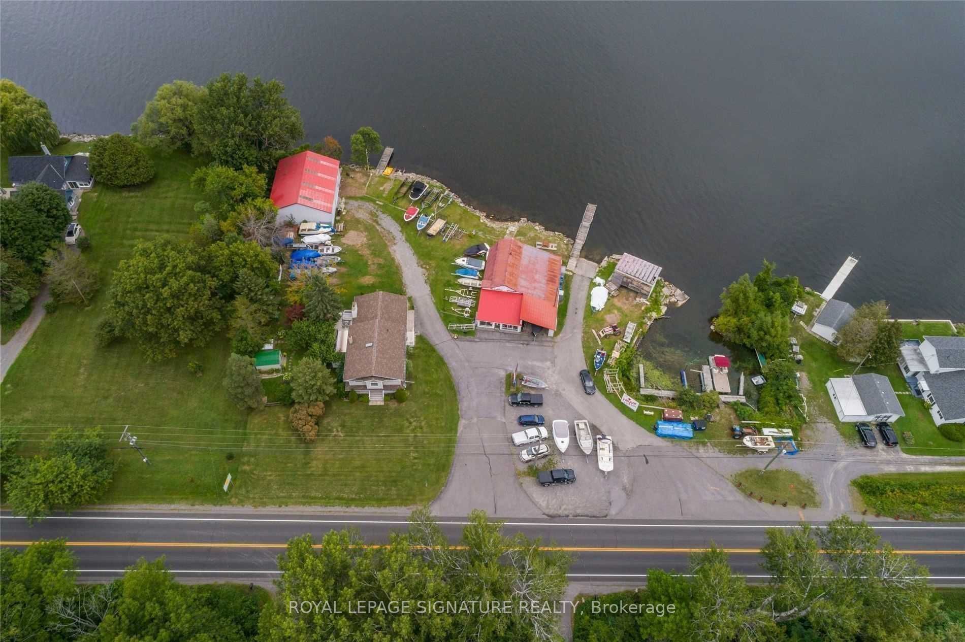 11438C Loyalist Parkway Property Photo 1