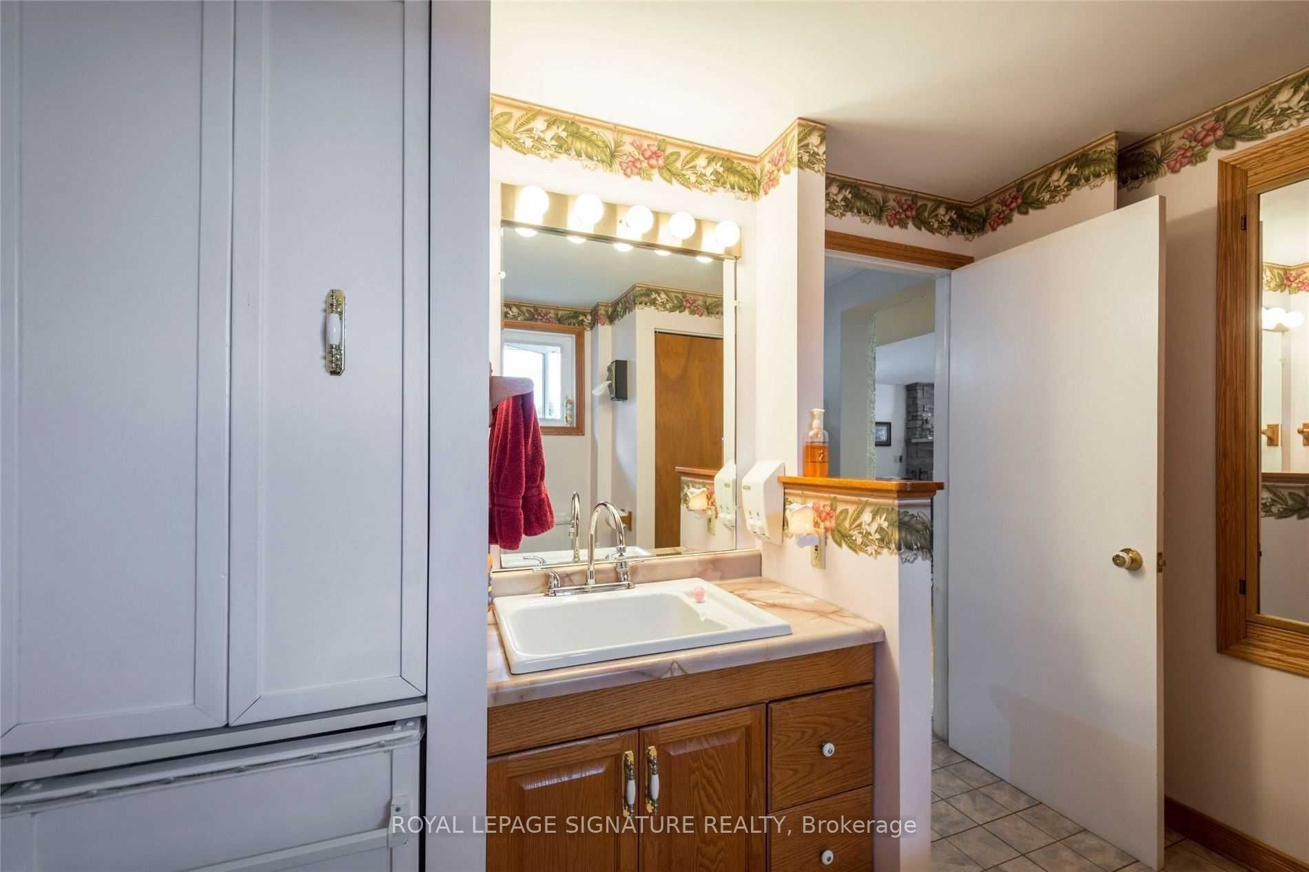 11438c Loyalist Parkway Property Photo 22