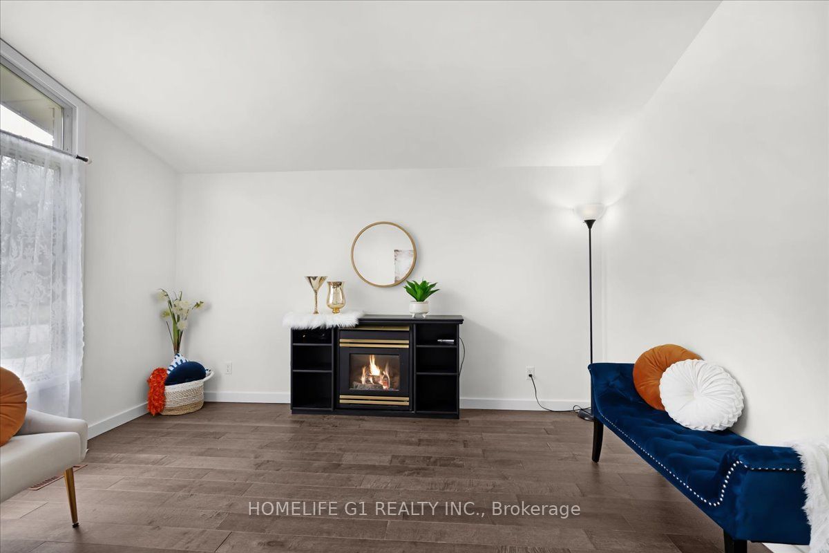 19 Milton Avenue W Property Photo 6