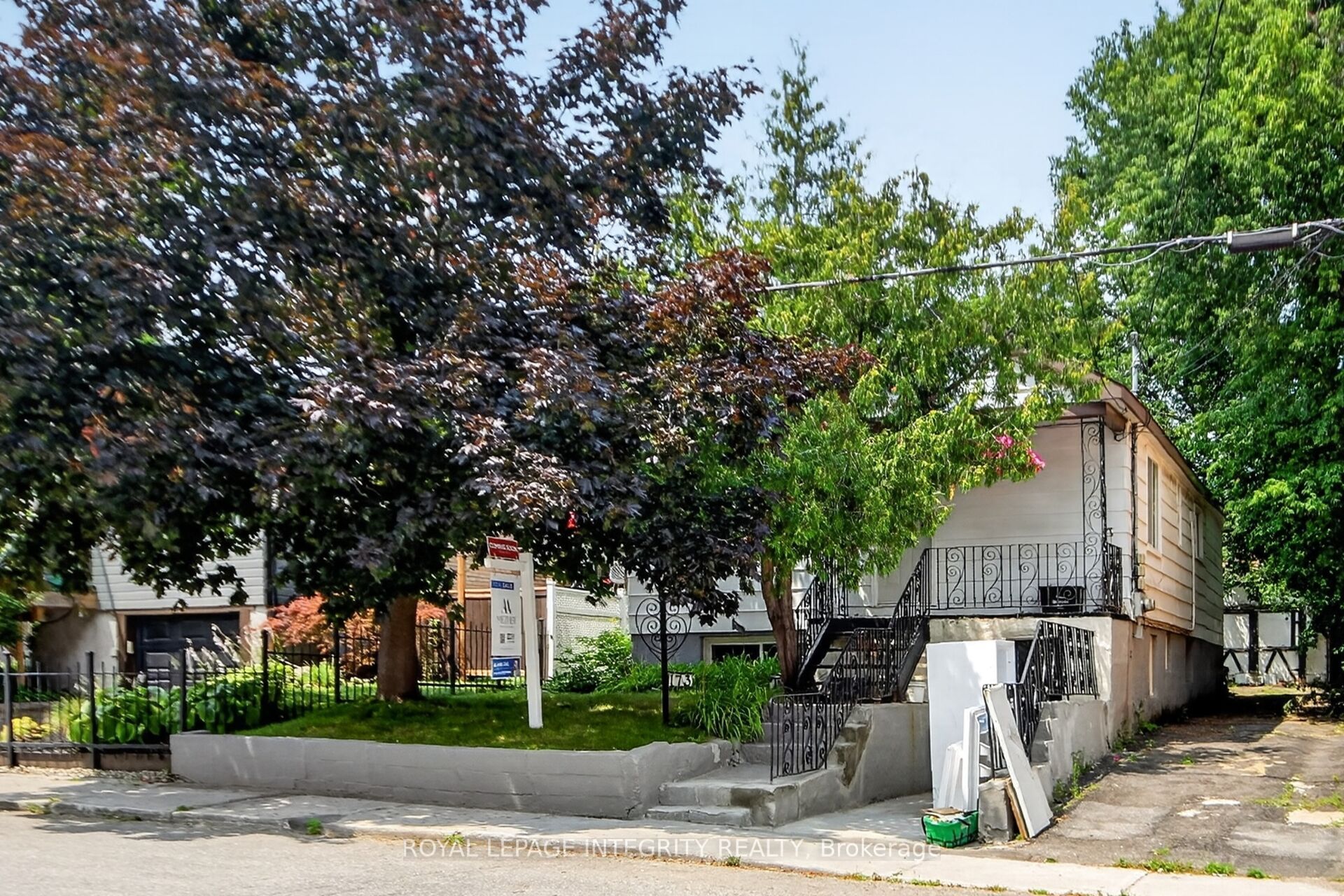 173 Genest Street Property Photo 6