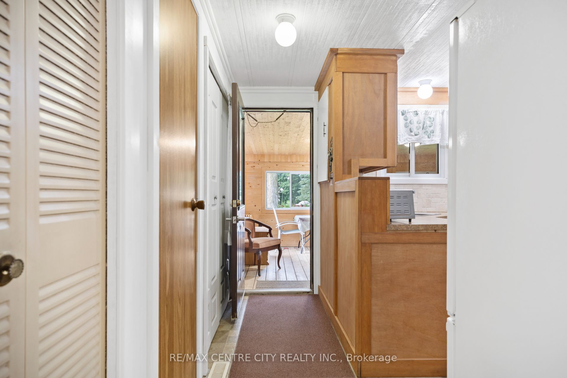 10085 Culloden Road 217 Property Photo 6