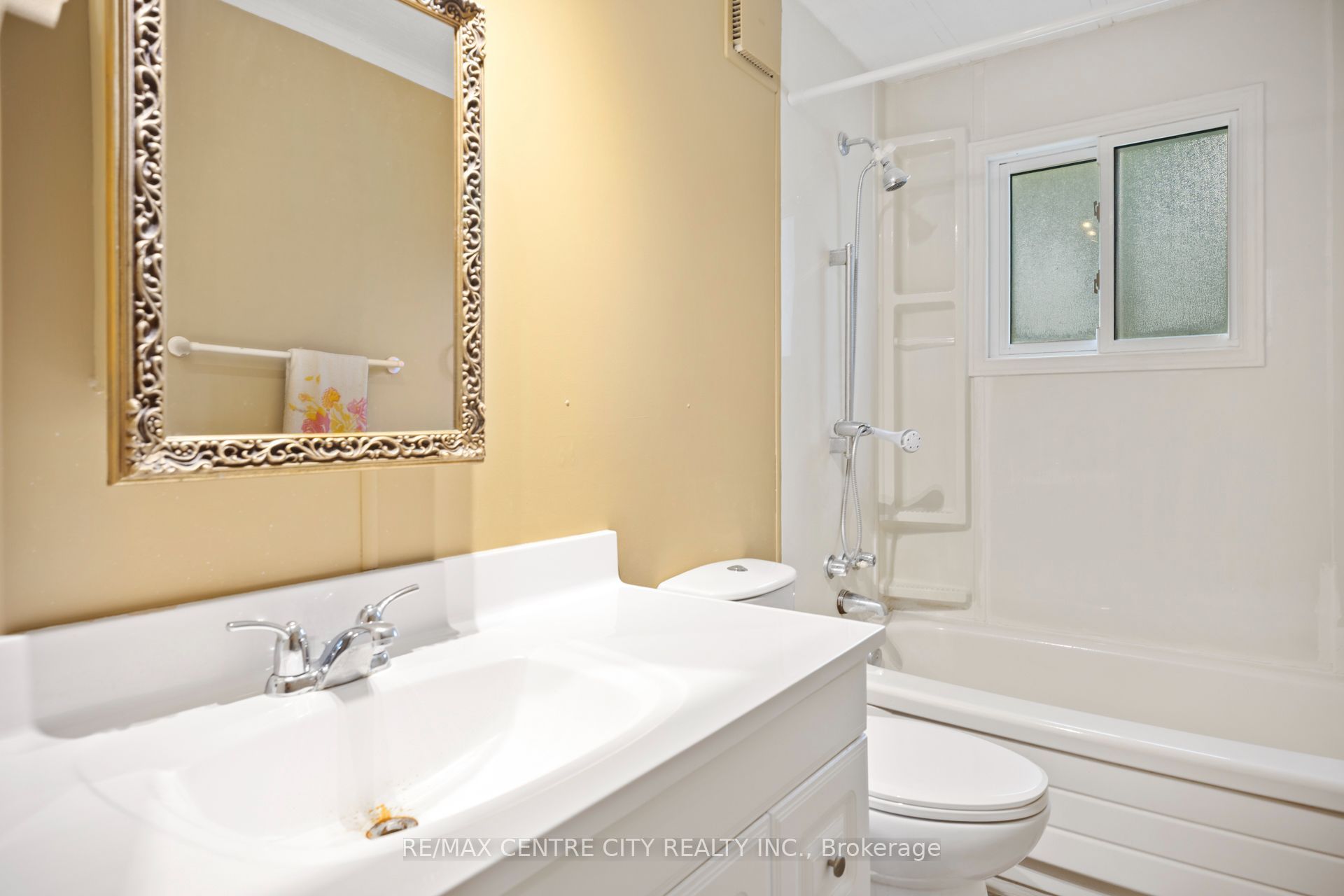 10085 Culloden Road 217 Property Photo 12