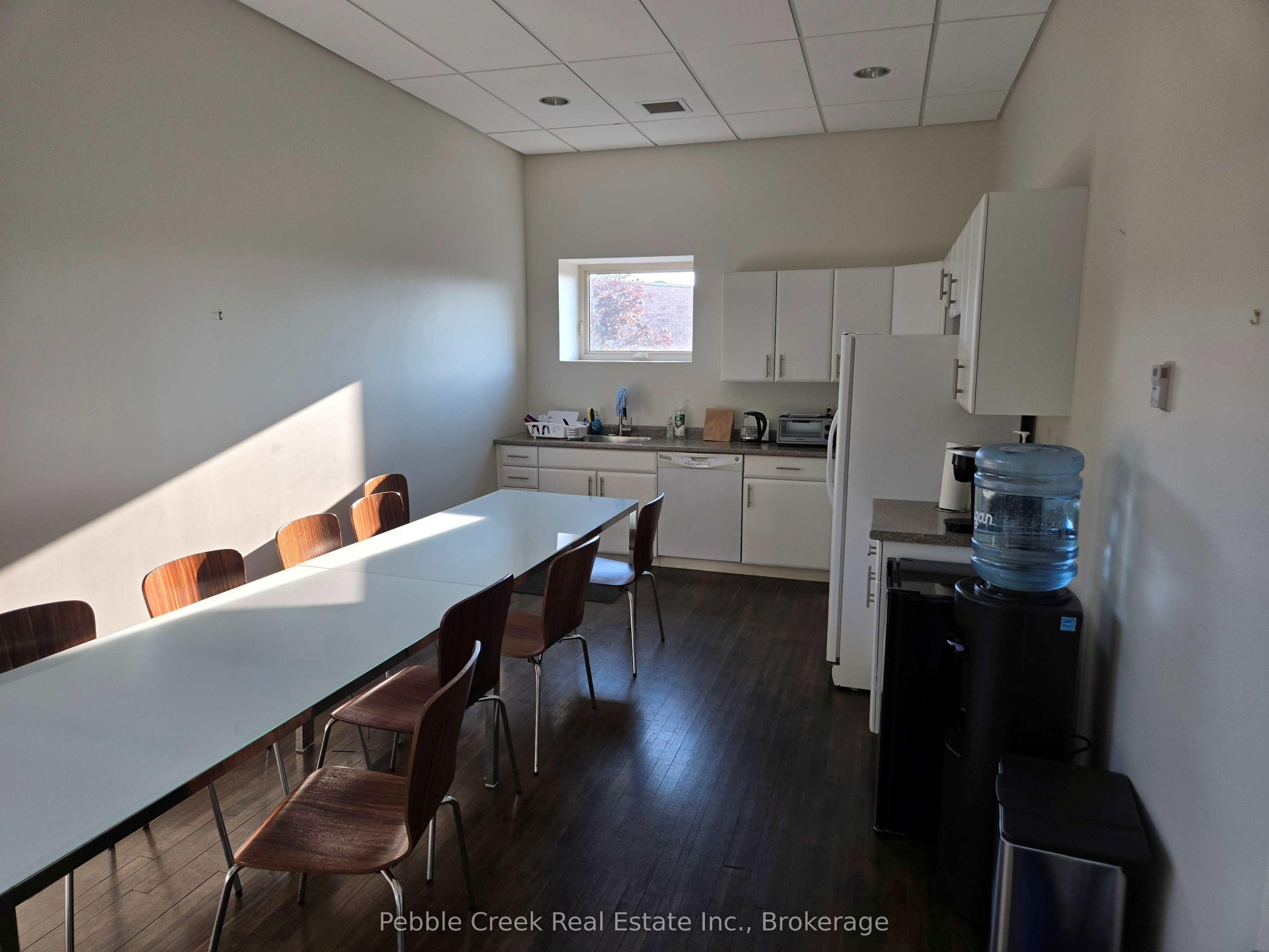 144 Courthouse Square Property Photo 10