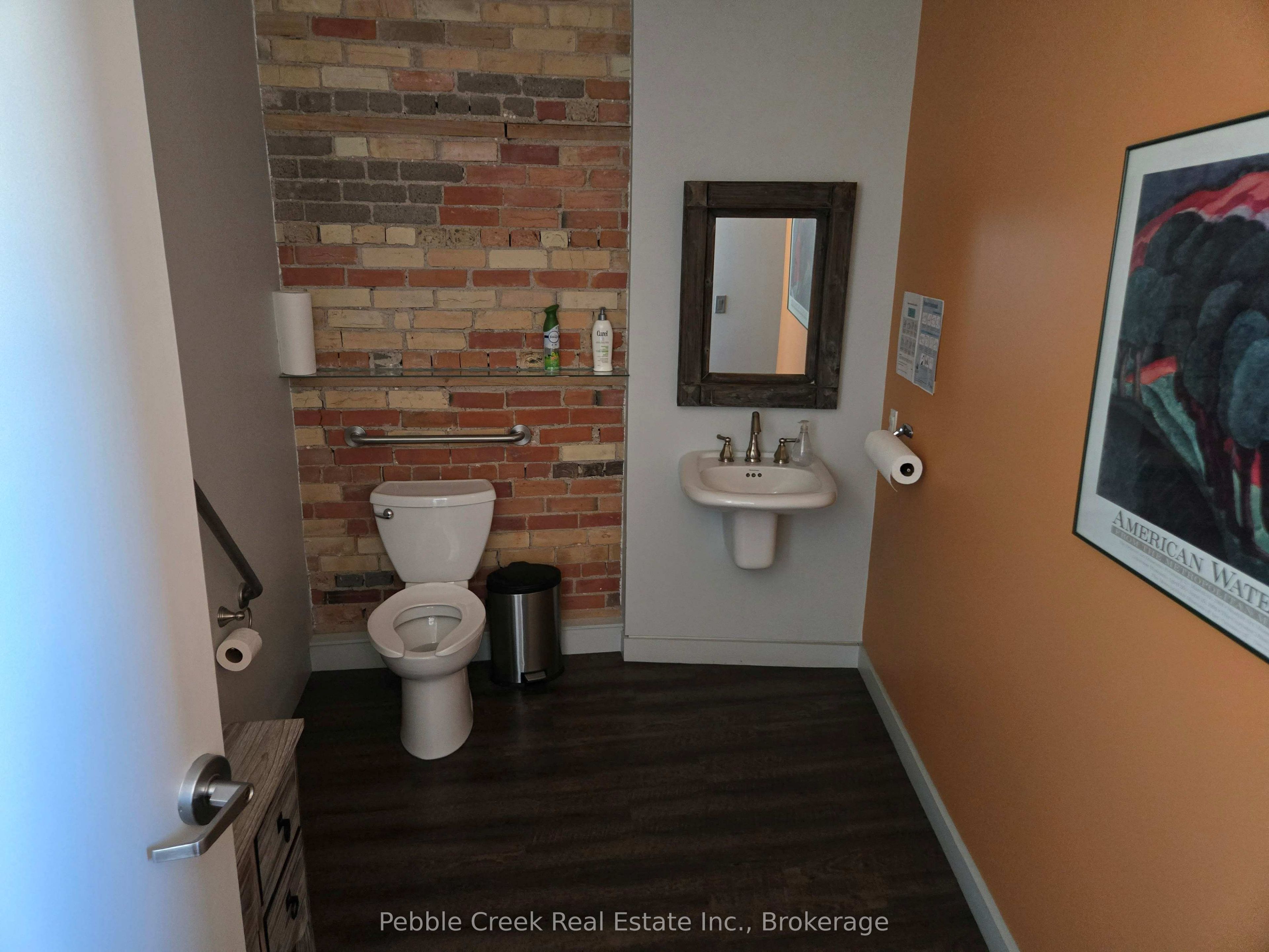 144 Courthouse Square Property Photo 13