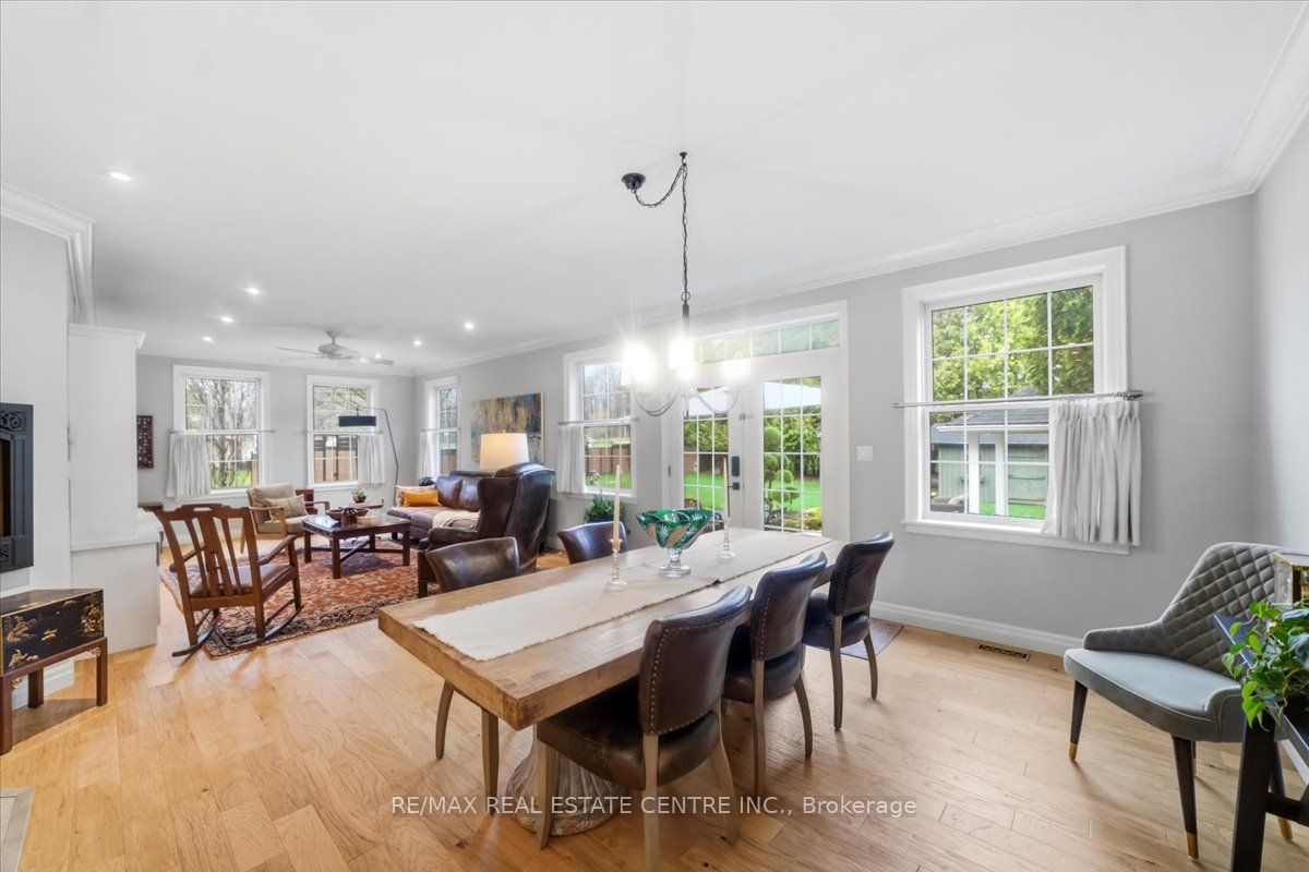653 Glen Morris Road W Property Photo 15