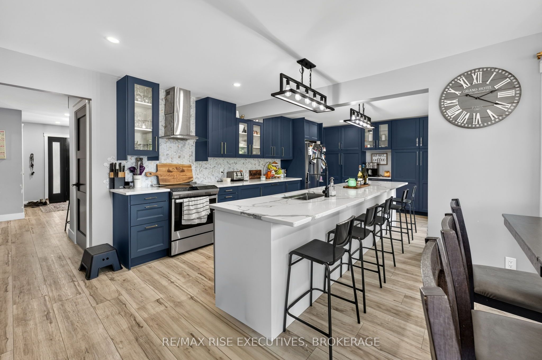 617 Rivermeade Avenue Property Photo 14
