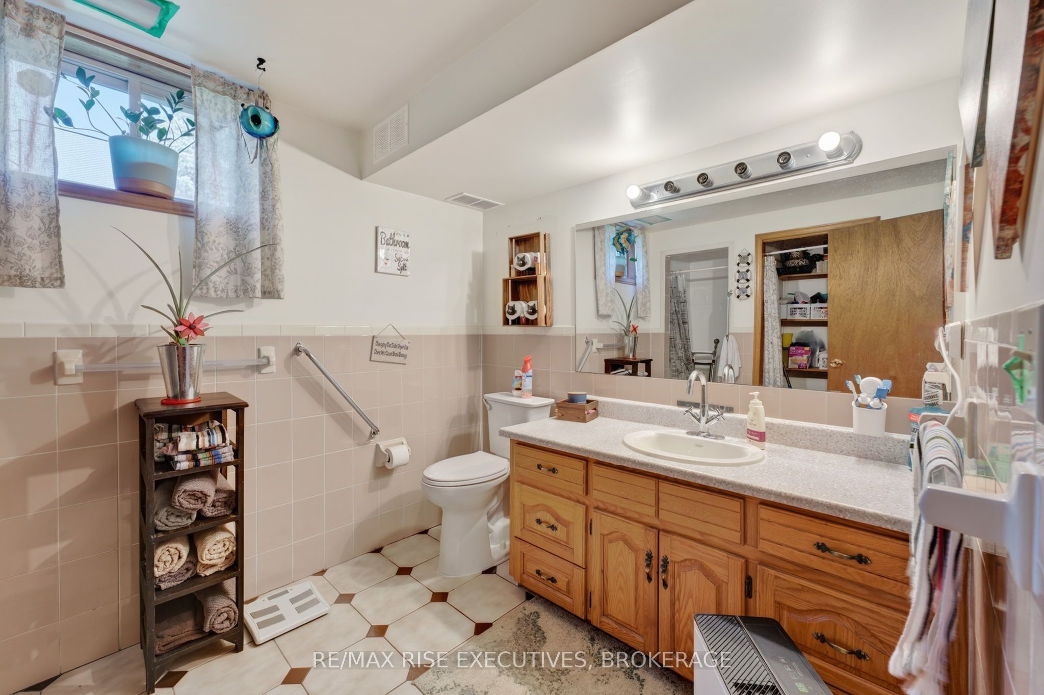 617 Rivermeade Avenue Property Photo 39
