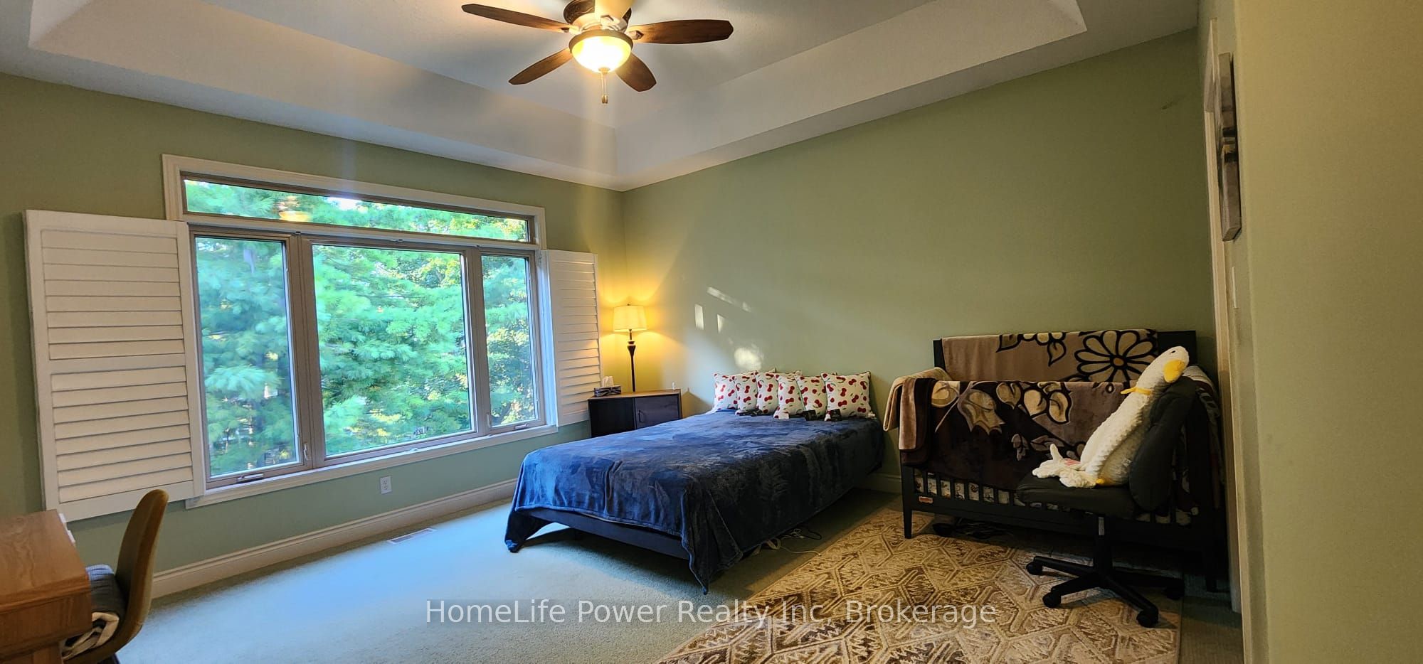 228 The Lions Gate Property Photo 14