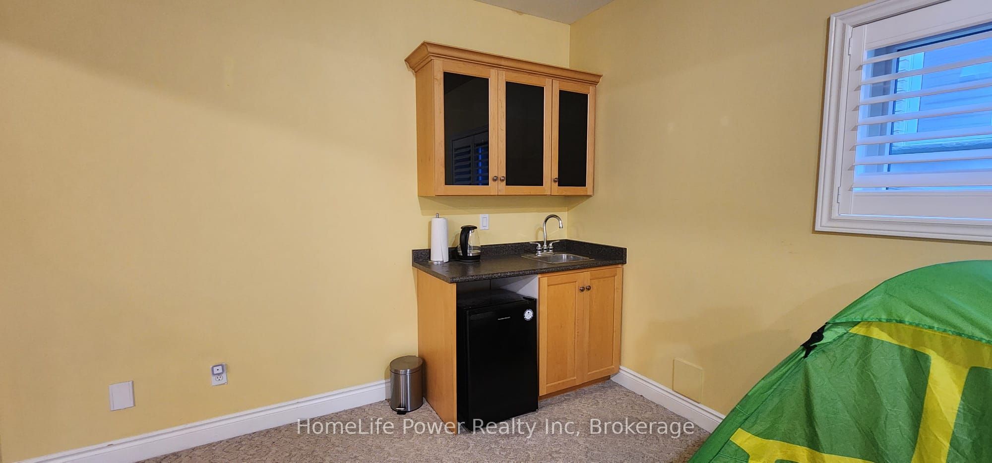228 The Lions Gate Property Photo 25