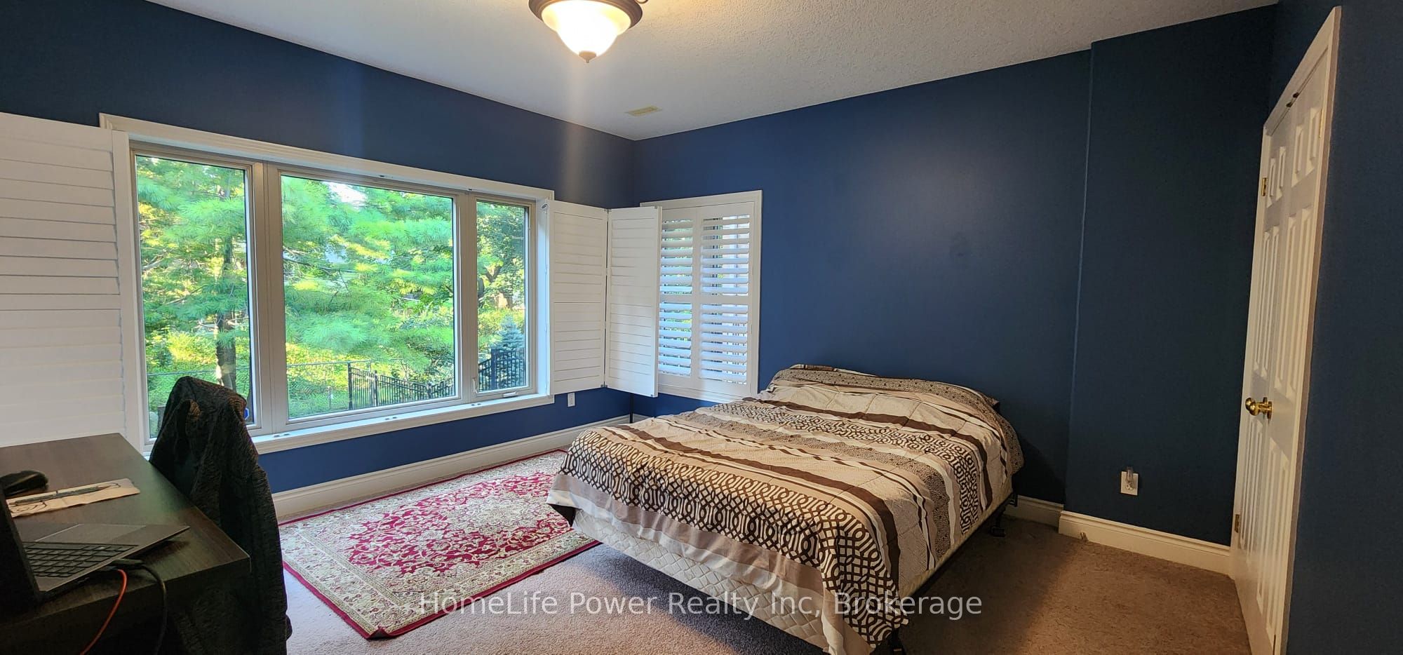 228 The Lions Gate Property Photo 27
