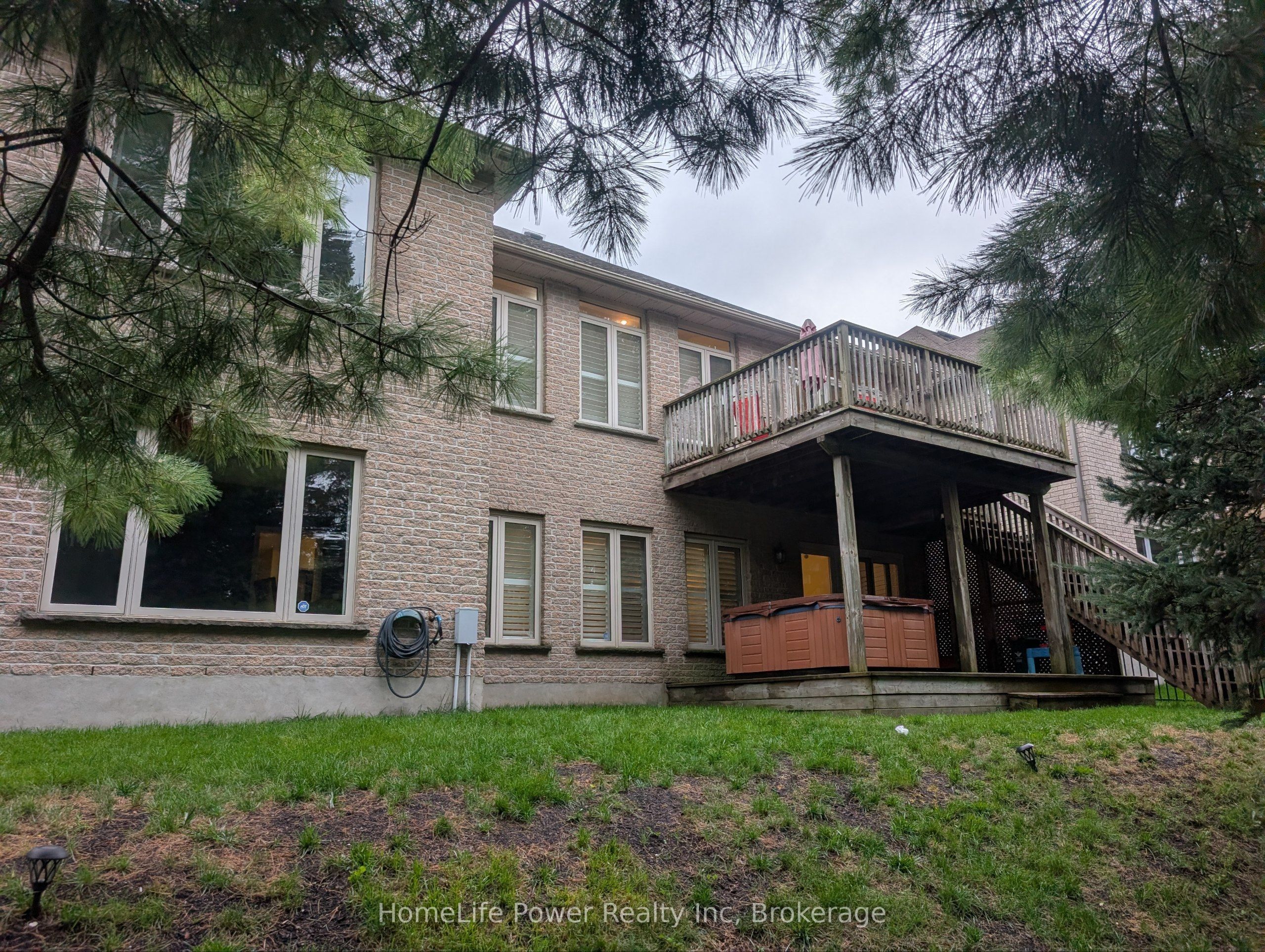 228 The Lions Gate Property Photo 34