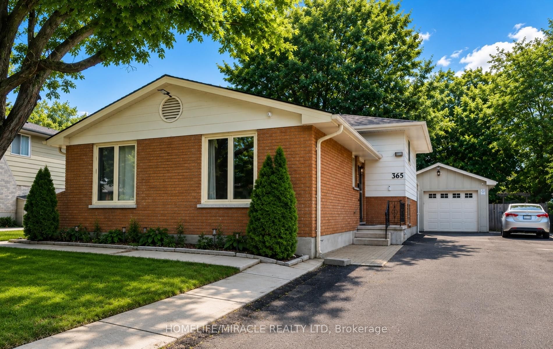 365 Blue Forest Drive Property Photo 1