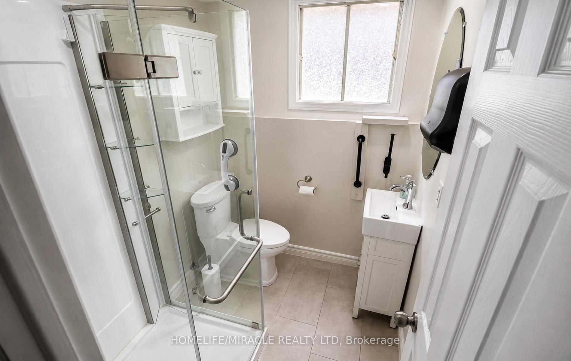 365 Blue Forest Drive Property Photo 14
