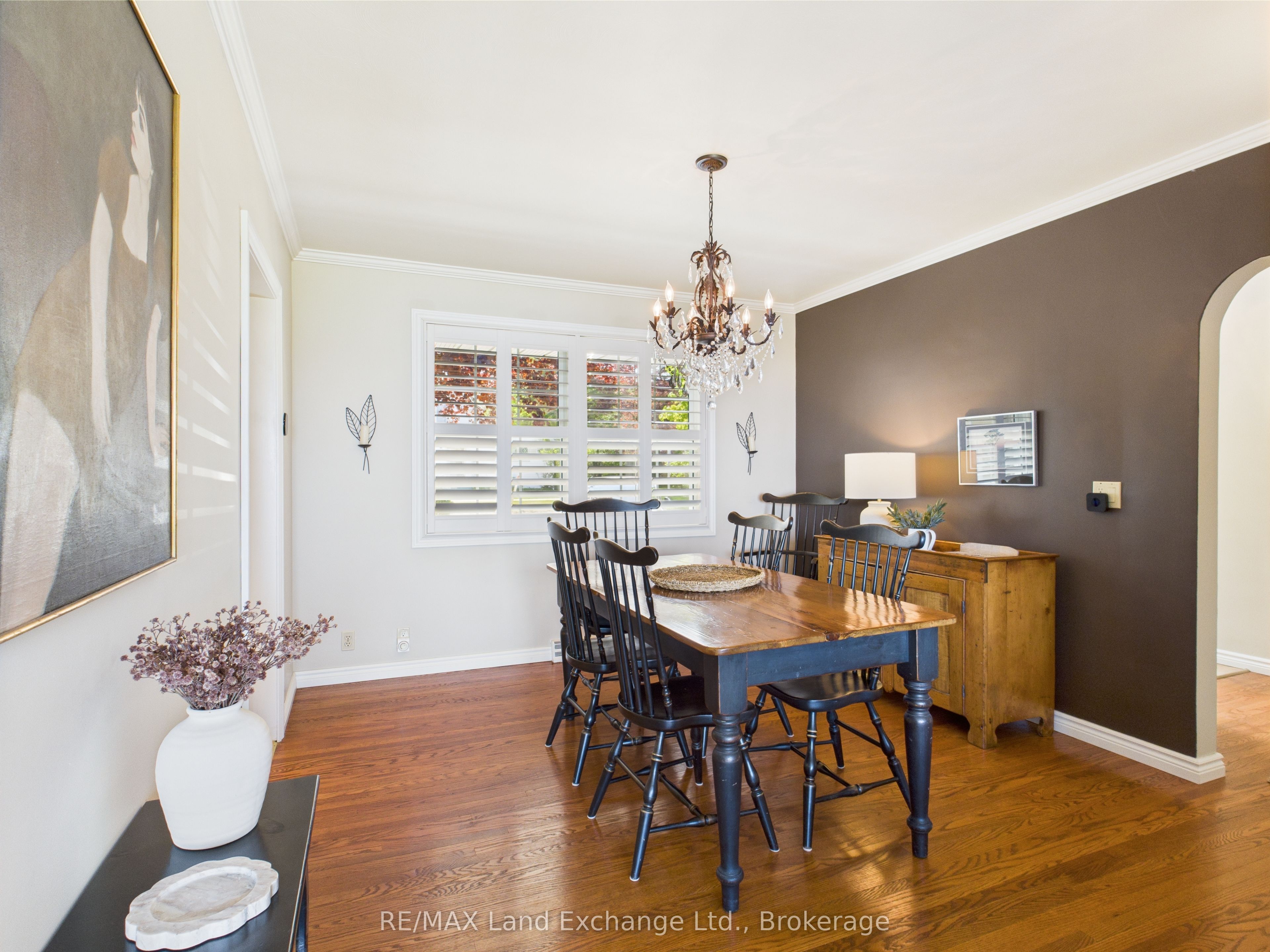 422 Penetangore Row Property Photo 21