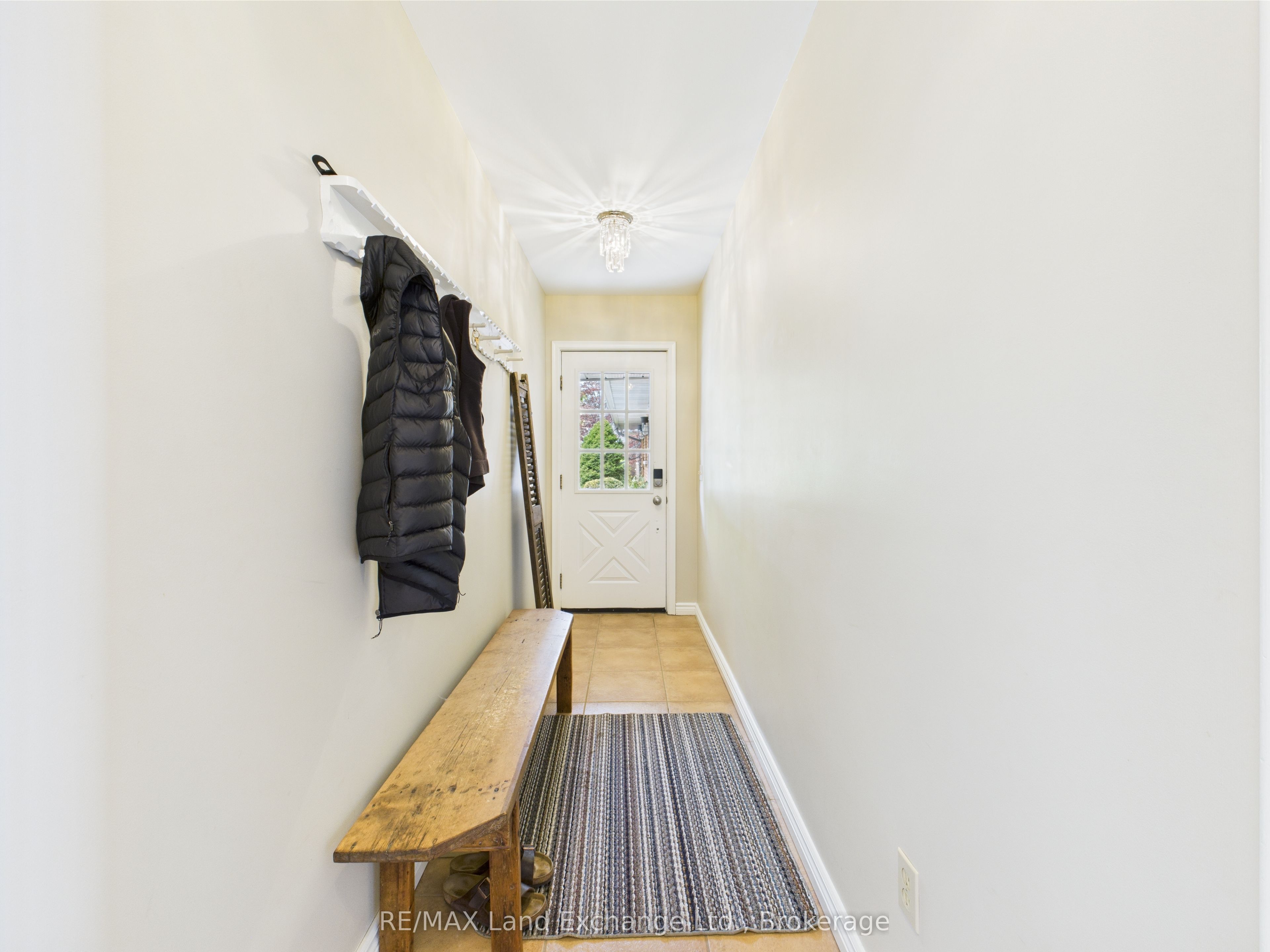 422 Penetangore Row Property Photo 31