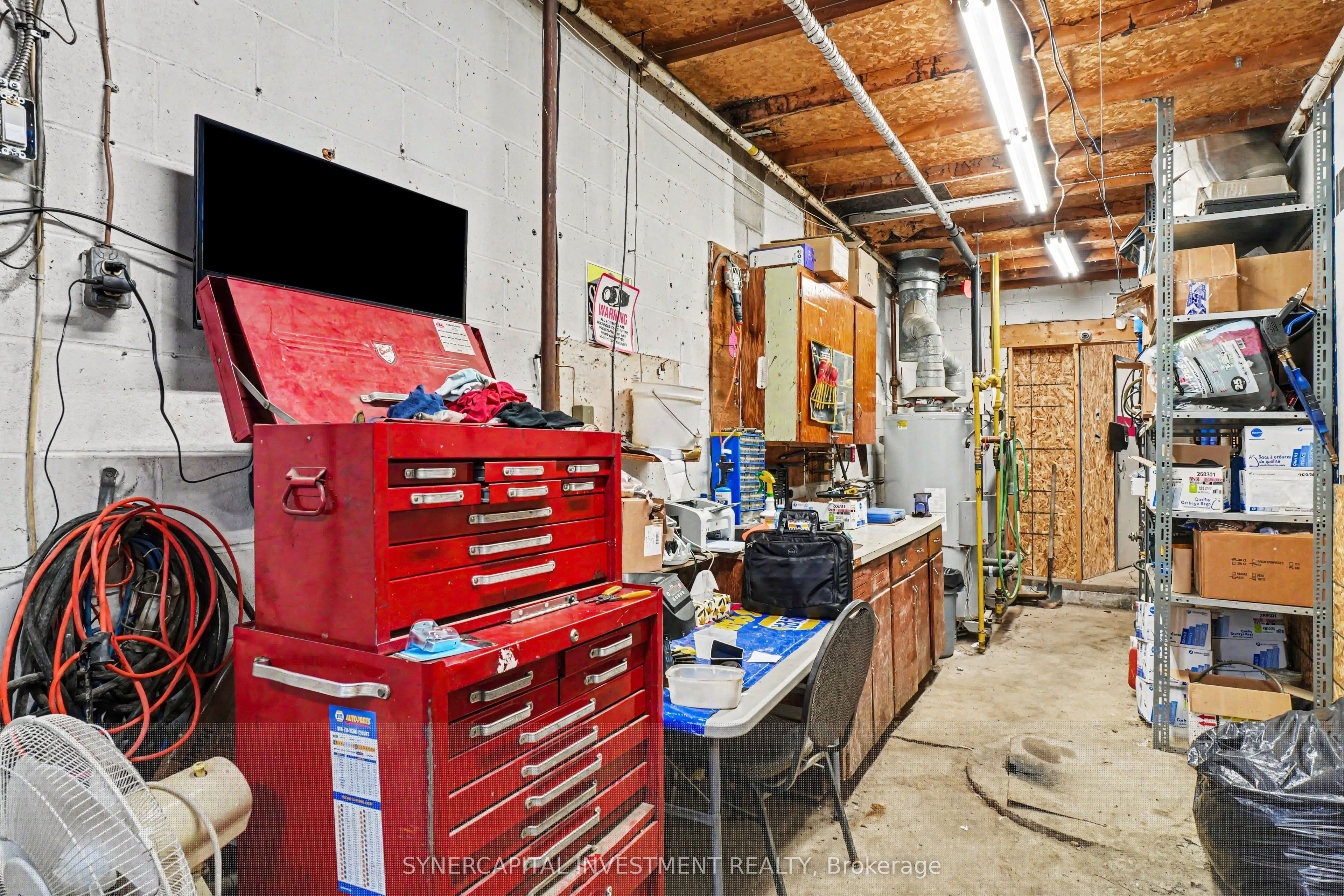 641 Nelson Street Property Photo 8