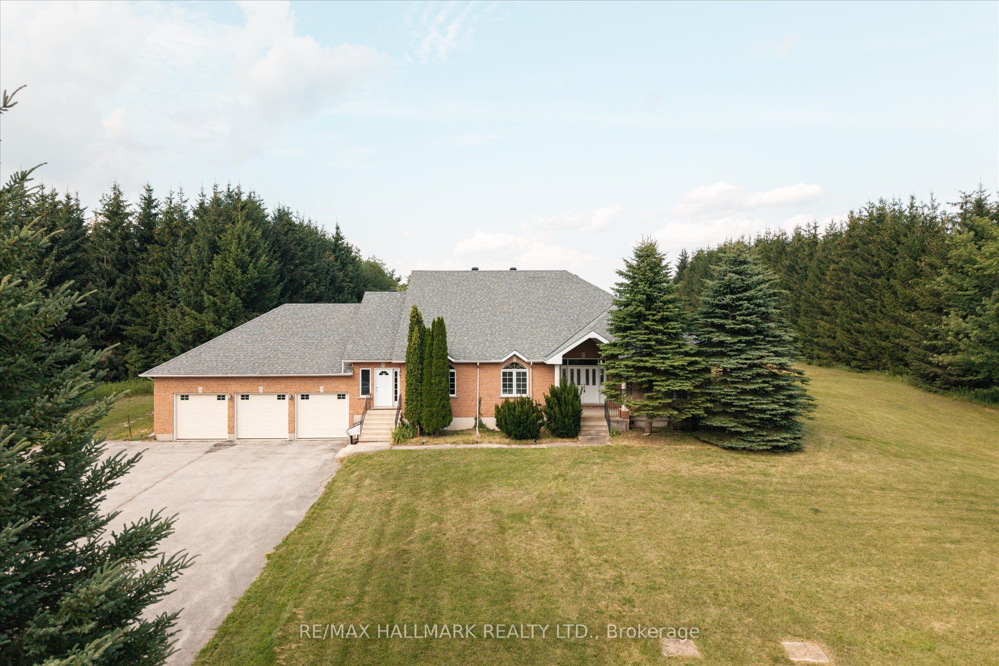 191555 13 Line Property Photo 1