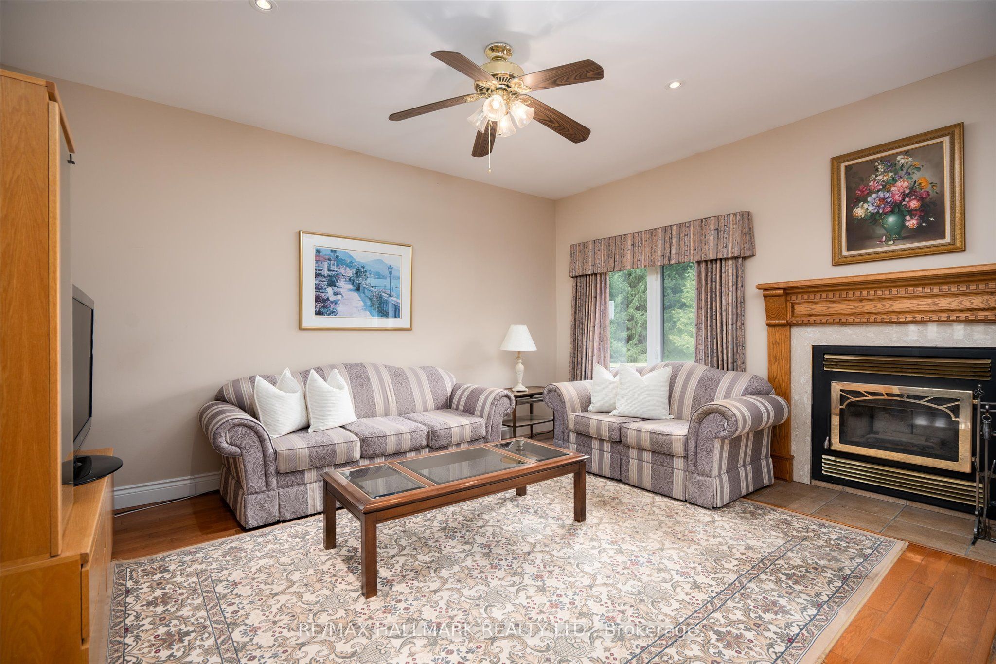 191555 13 Line Property Photo 8