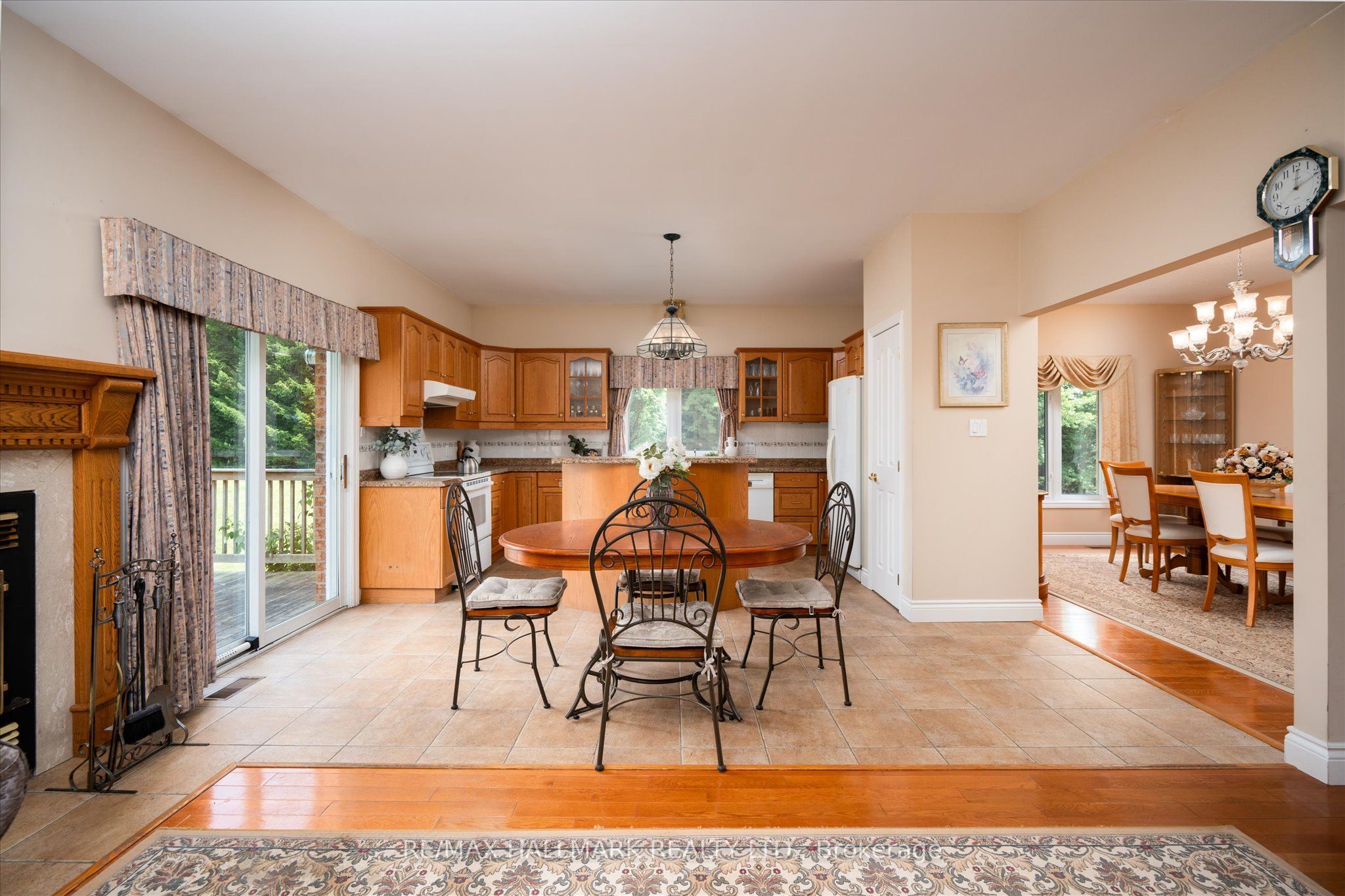 191555 13 Line Property Photo 10