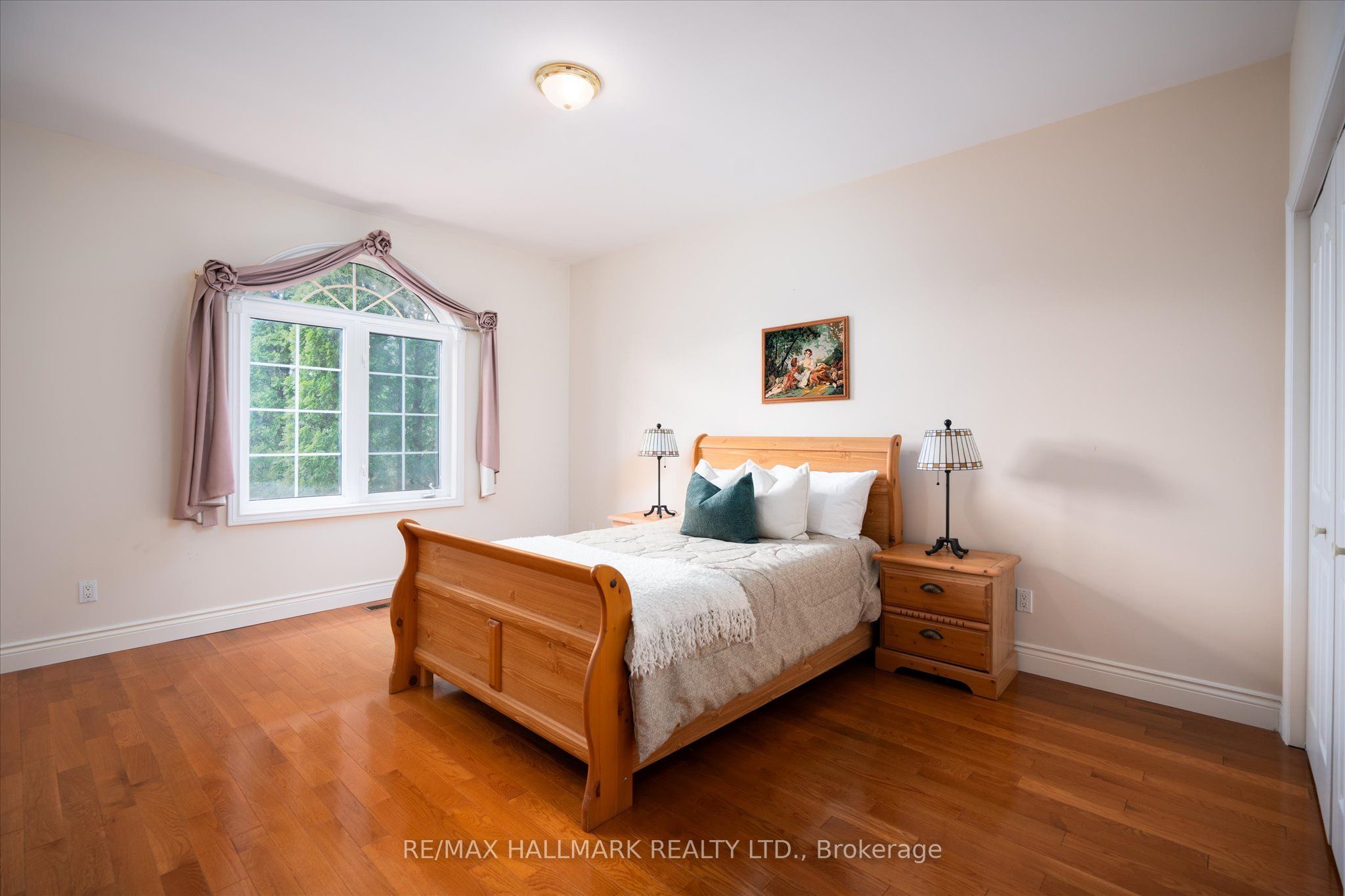 191555 13 Line Property Photo 22