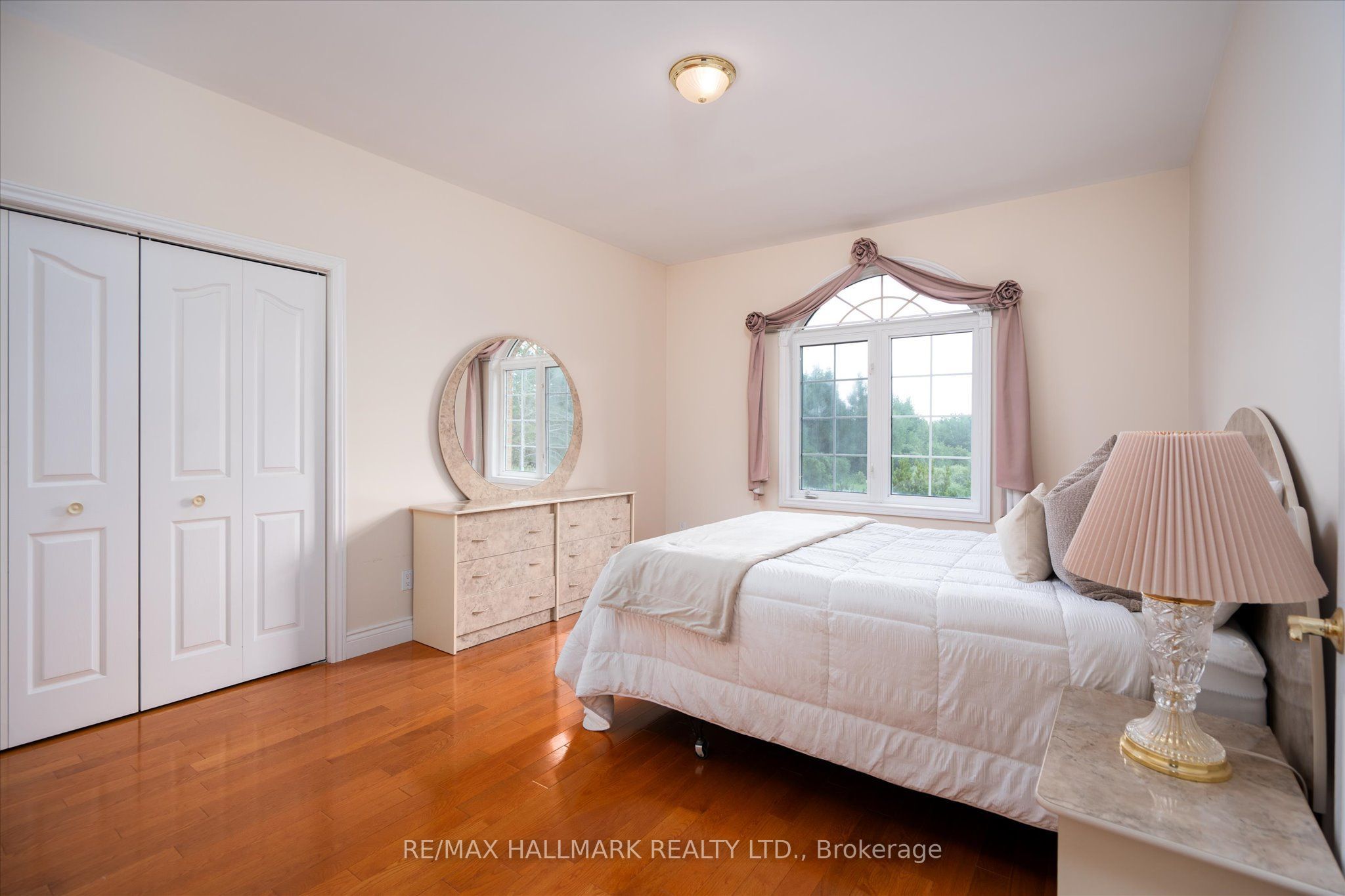 191555 13 Line Property Photo 23