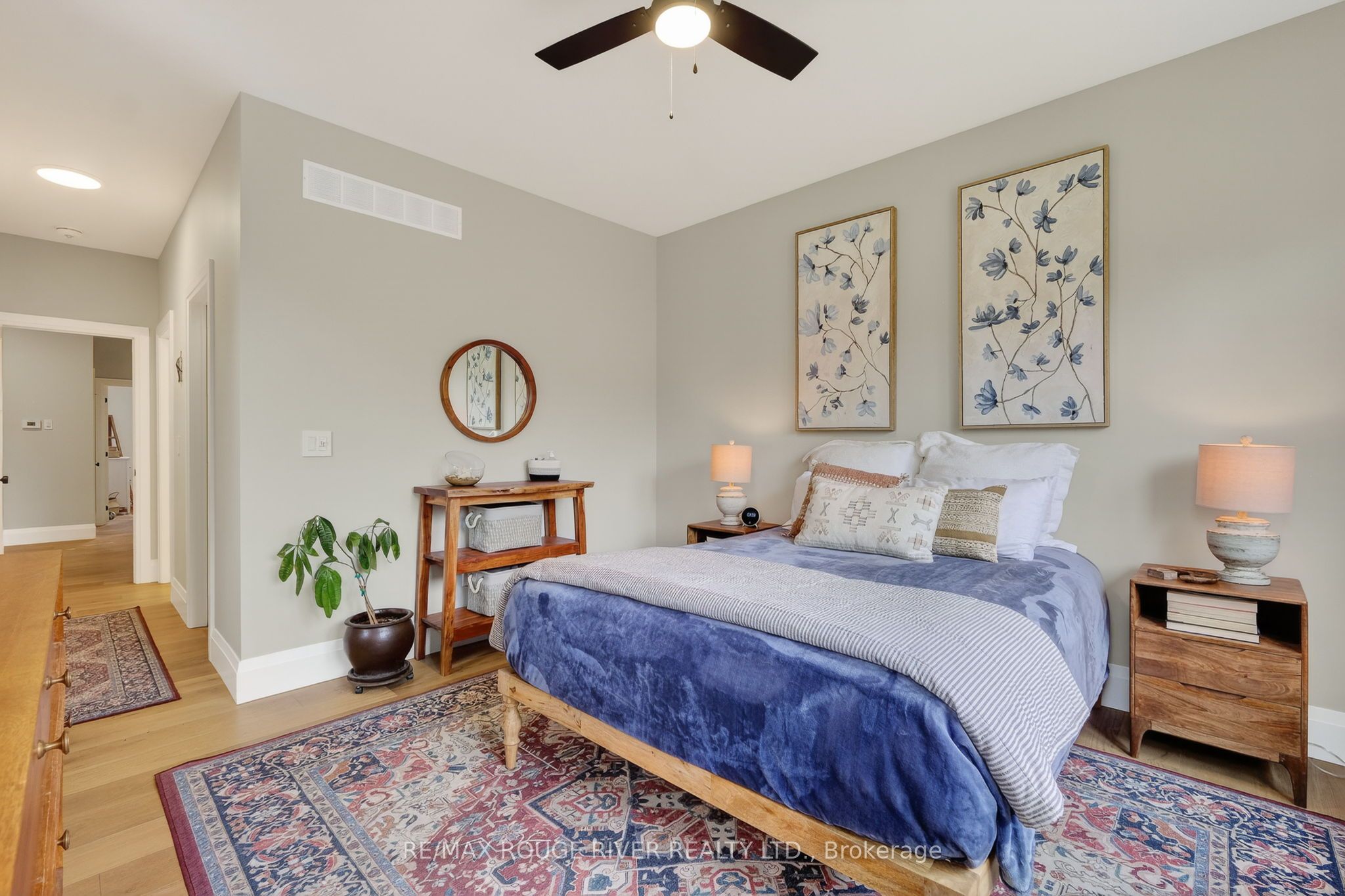 4 - 1000 D'arcy Street Property Photo 20