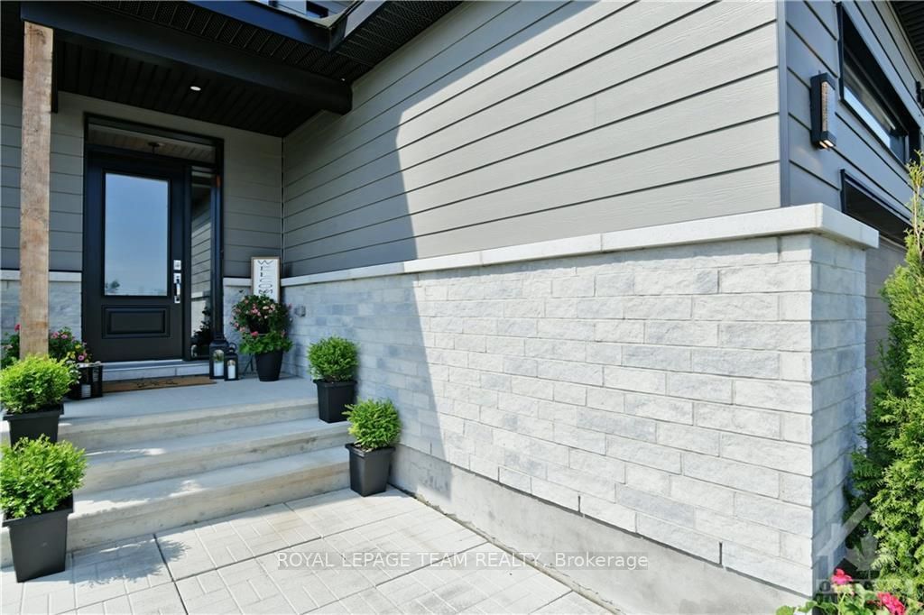 54 Reynard Crescent Property Photo 3