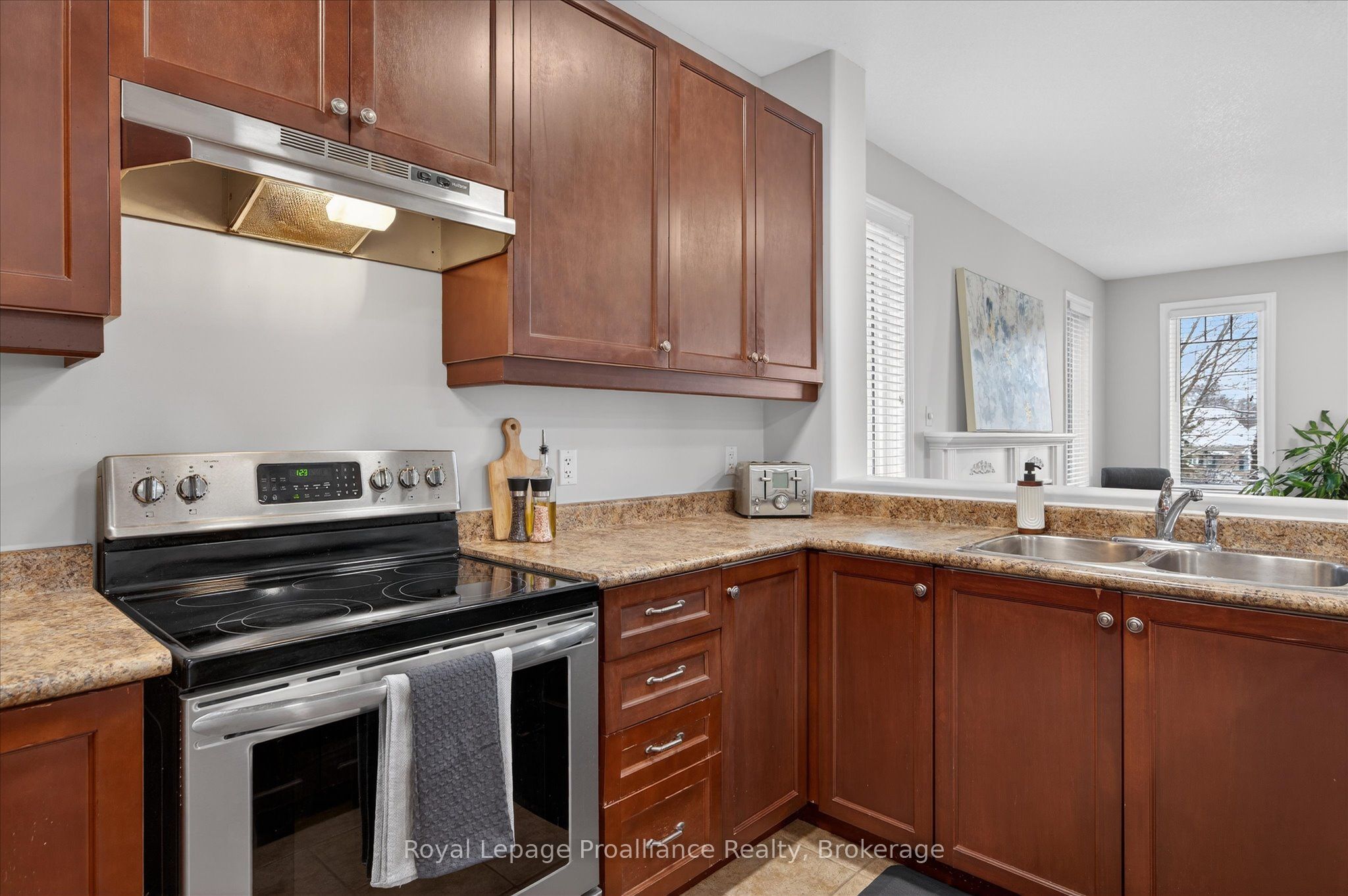 50 Lockside Drive 18 Property Photo 12