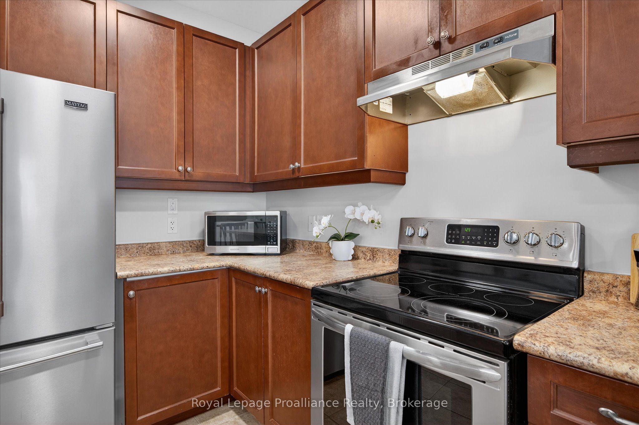 50 Lockside Drive 18 Property Photo 15