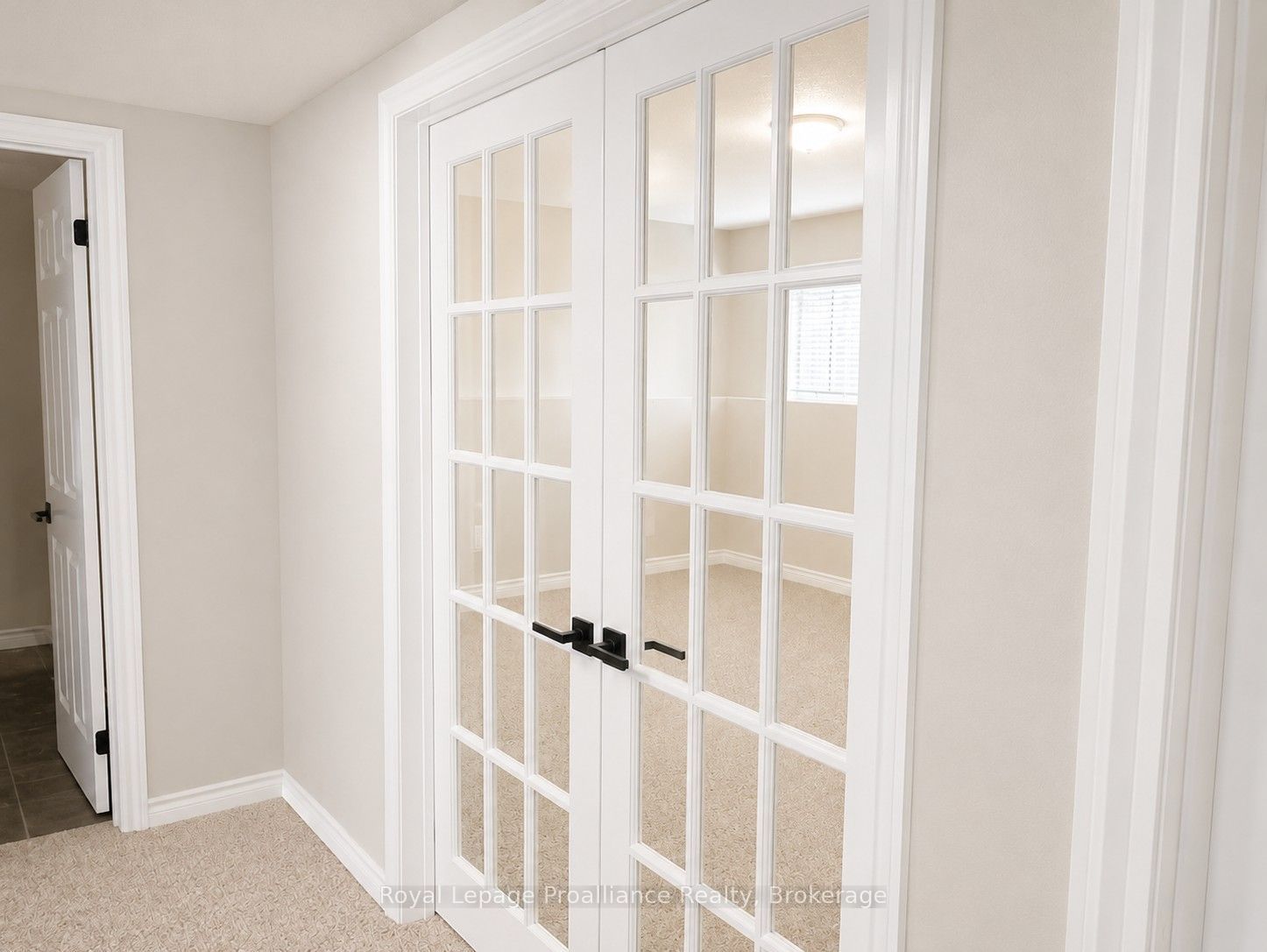 50 Lockside Drive 18 Property Photo 38