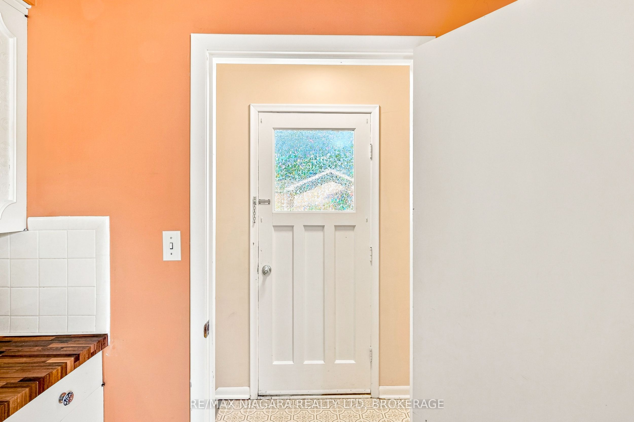 6521 Caledonia Street Property Photo 13
