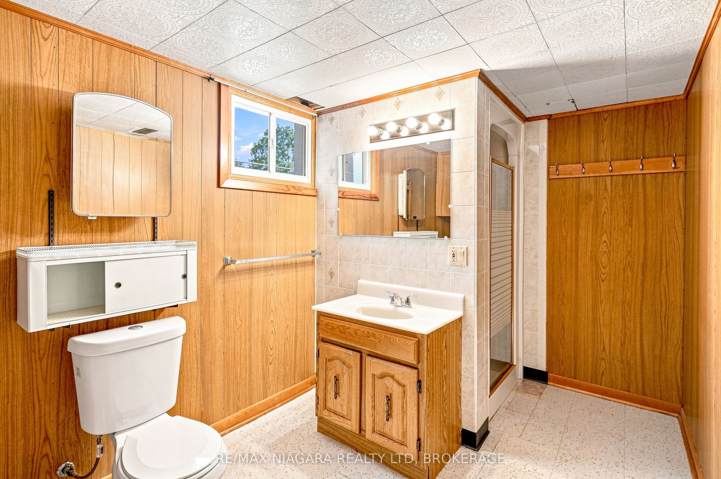 6521 Caledonia Street Property Photo 20