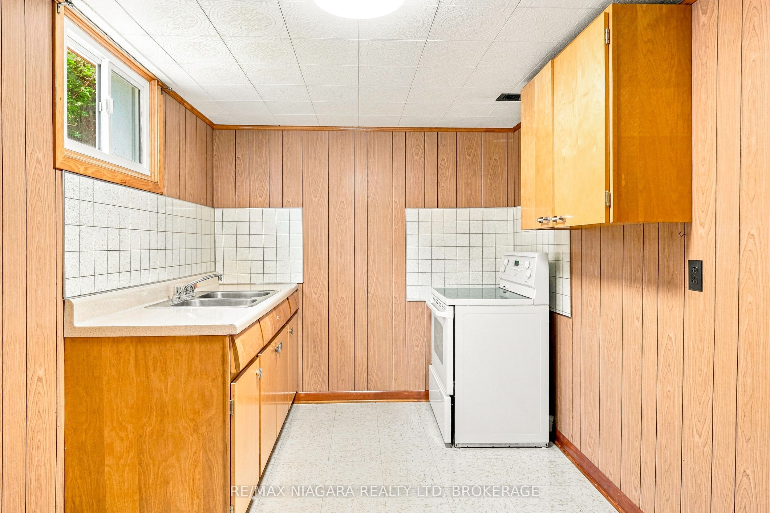 6521 Caledonia Street Property Photo 25