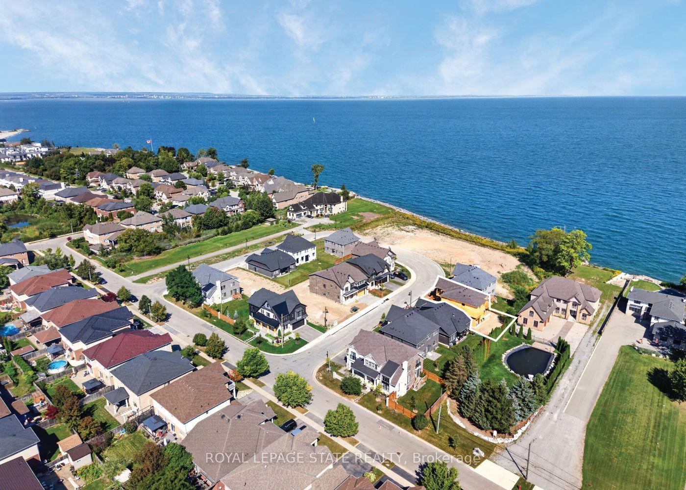 100 Watershore Drive 15 Property Photo 21