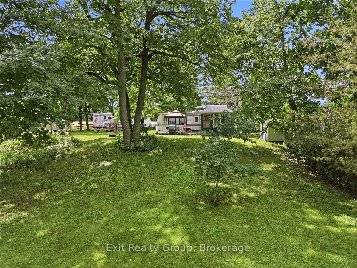 71 Cooke Lane Property Photo 2