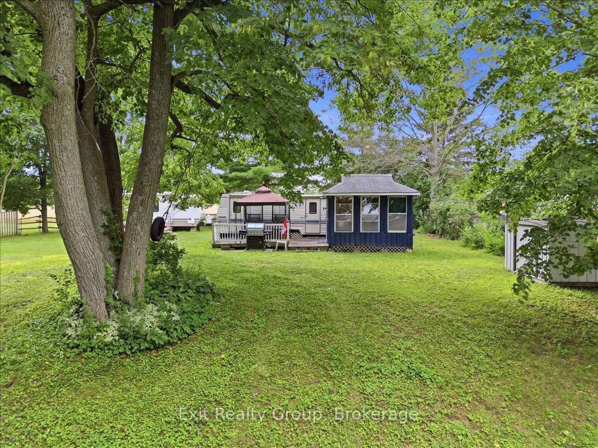 71 Cooke Lane Property Photo 3