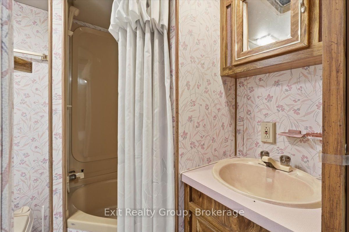 71 Cooke Lane Property Photo 23