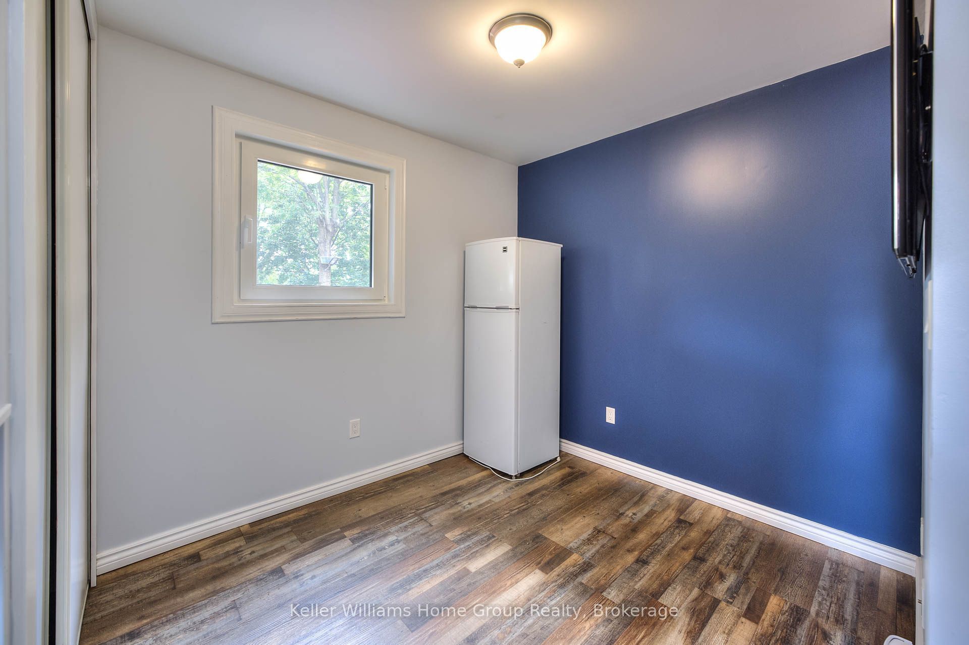 1346 King Street E Property Photo 34