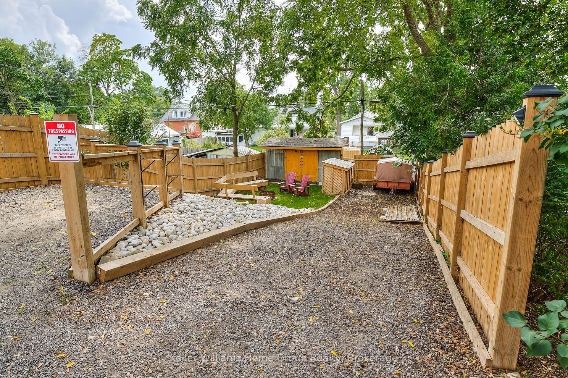 1346 King Street E Property Photo 40