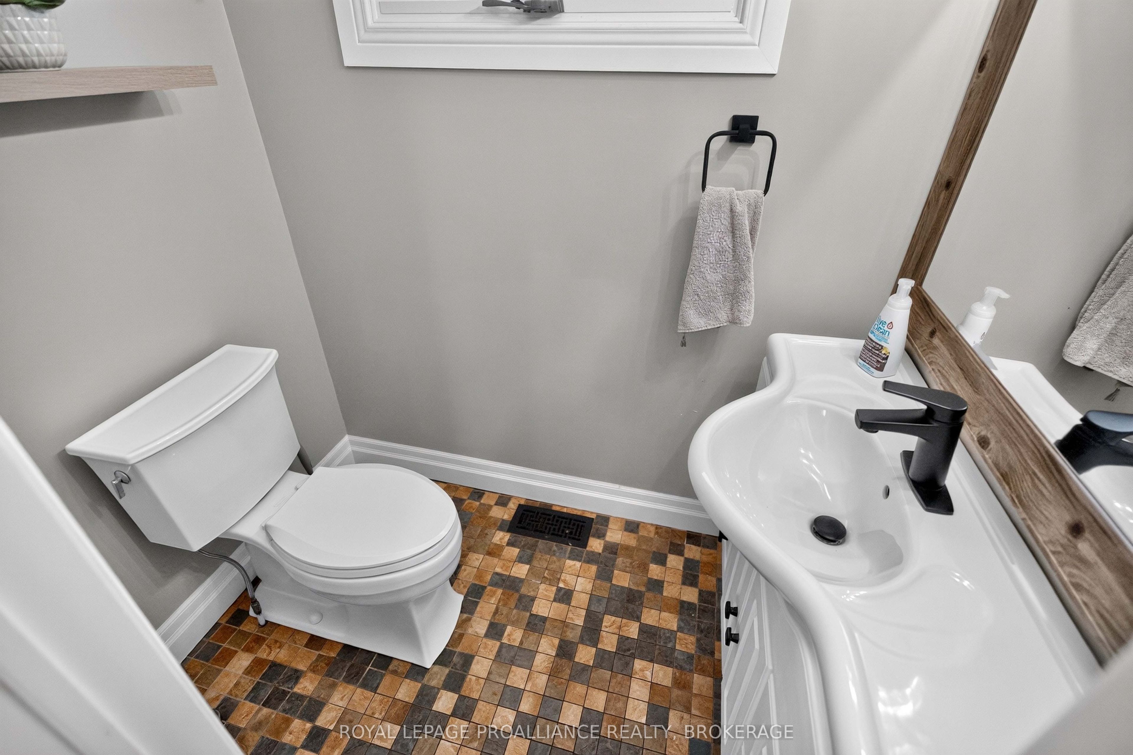 294 Rosemount Terrace Property Photo 26