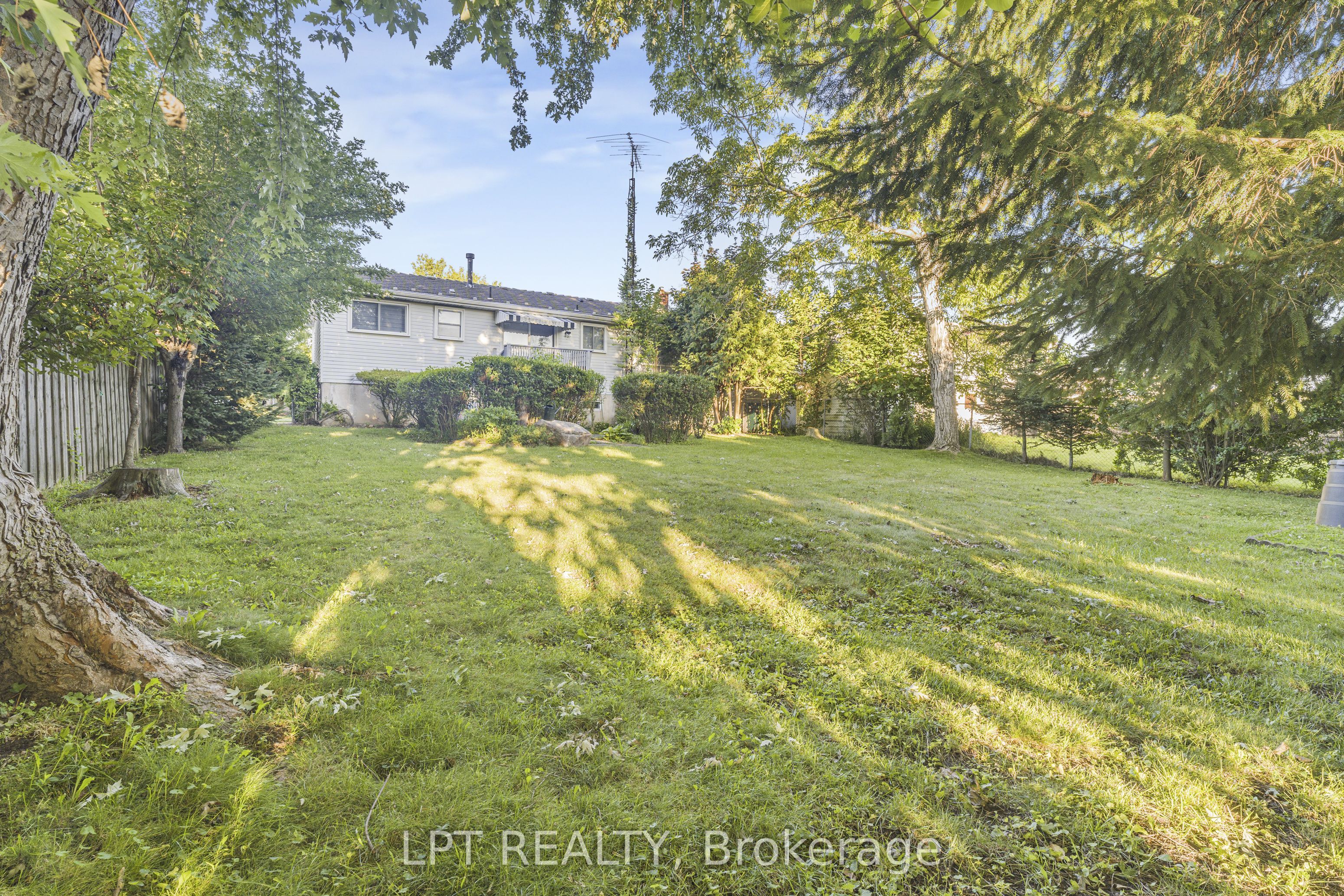 6025 Belaire Avenue Property Photo 33