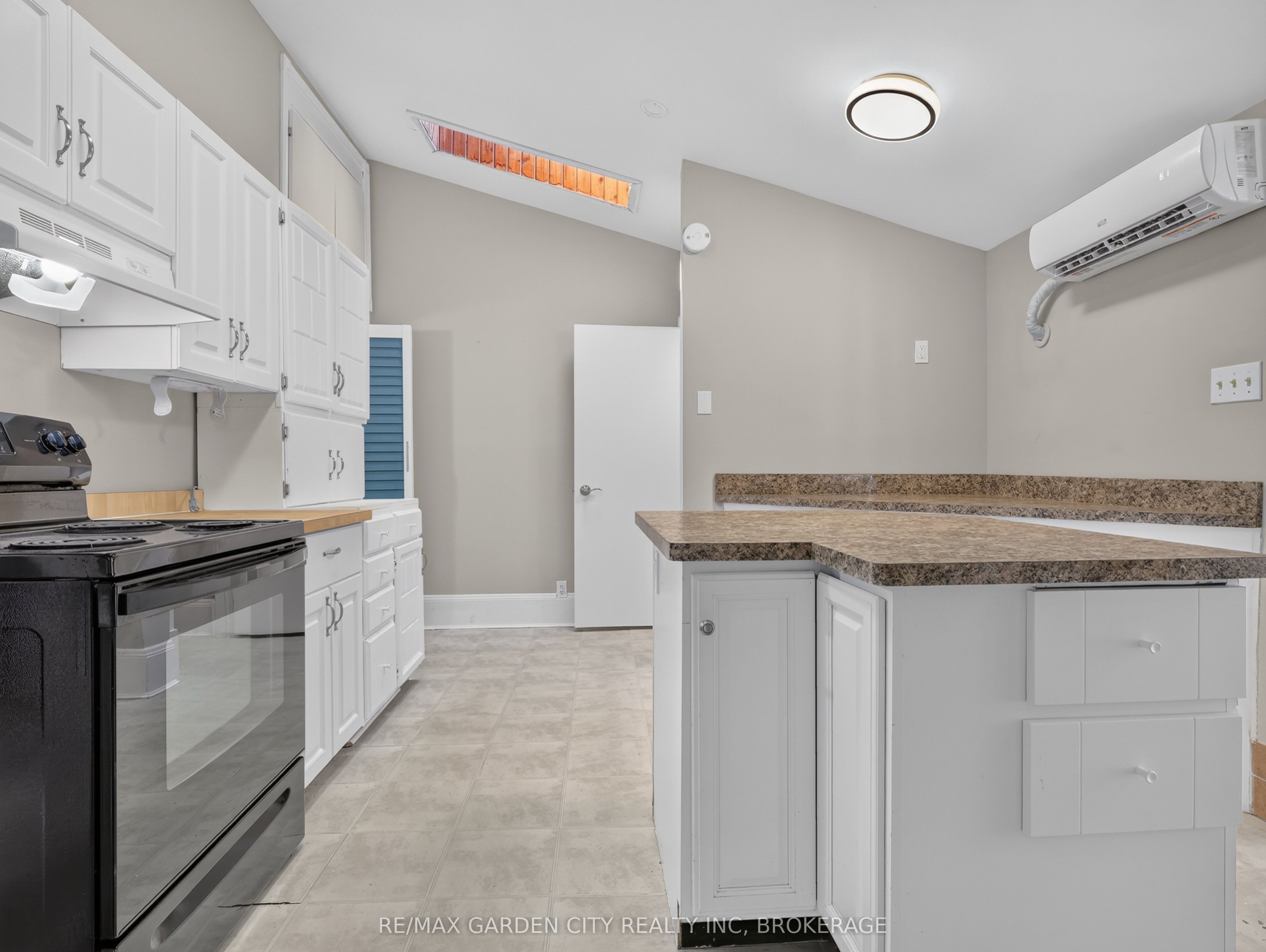 15 Catherine Street Property Photo 11