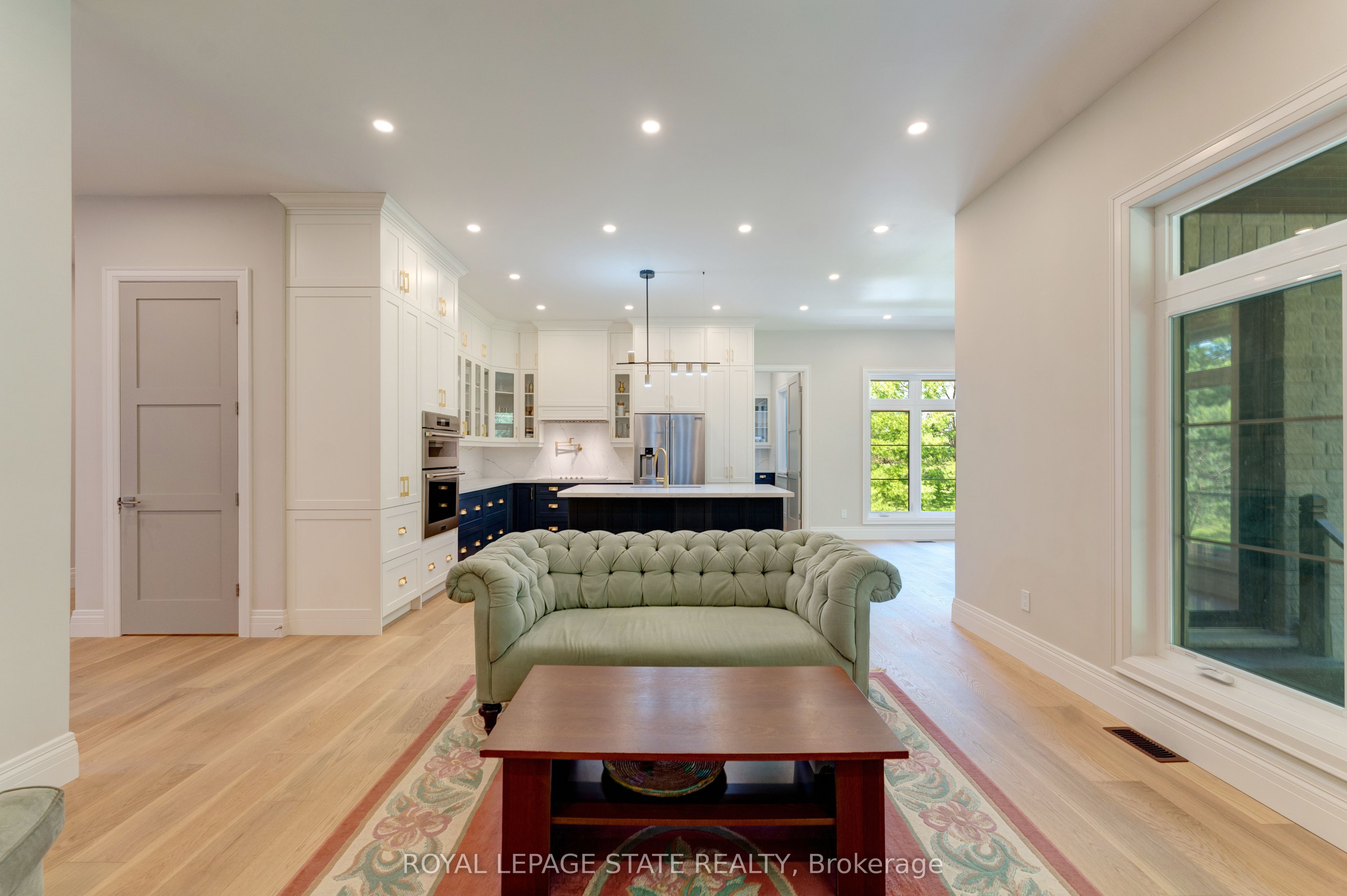 986 Highway 8 Property Photo 15