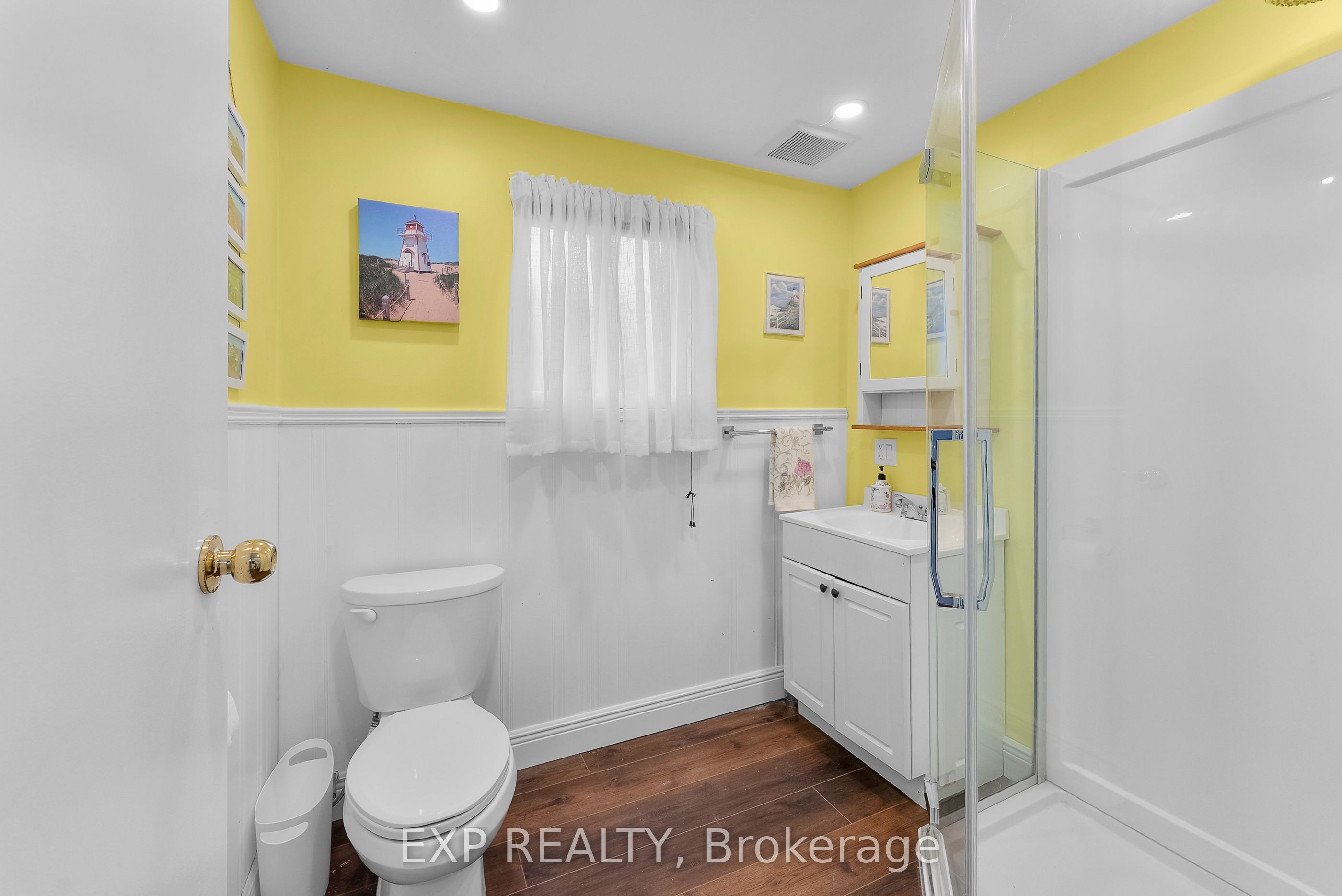 36 Vintage Crescent Property Photo 26