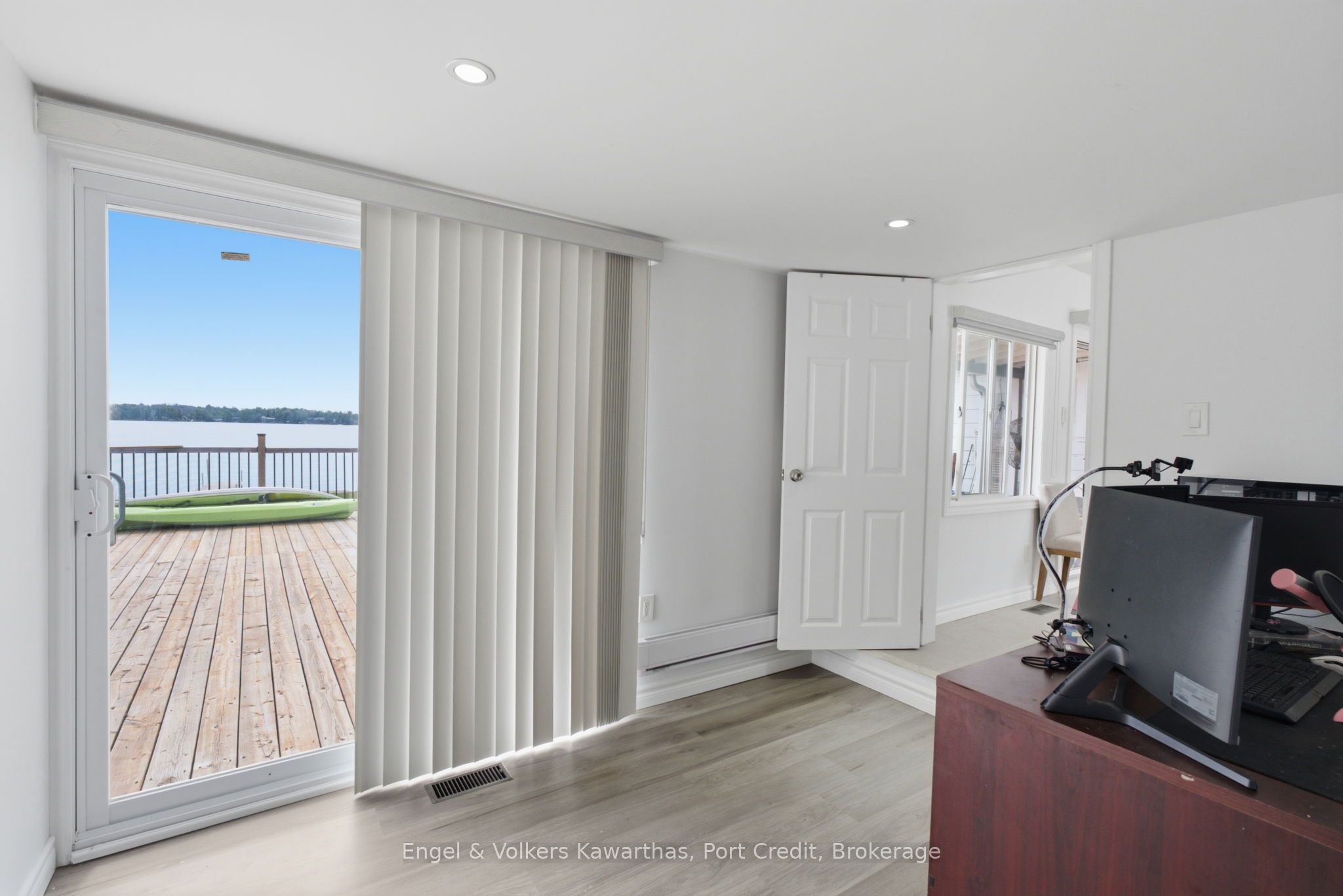 1161 Connaught Drive Property Photo 26