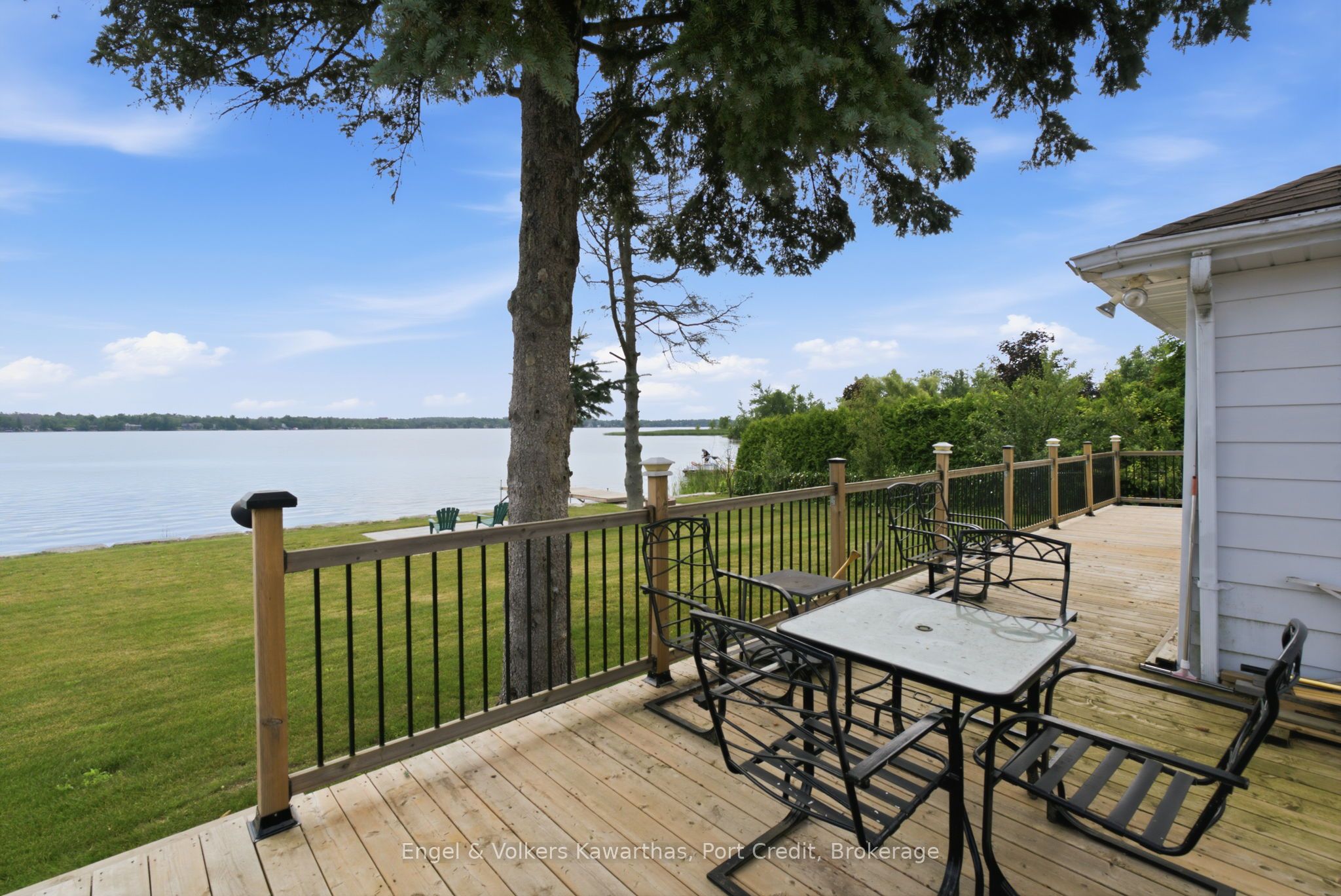 1161 Connaught Drive Property Photo 37